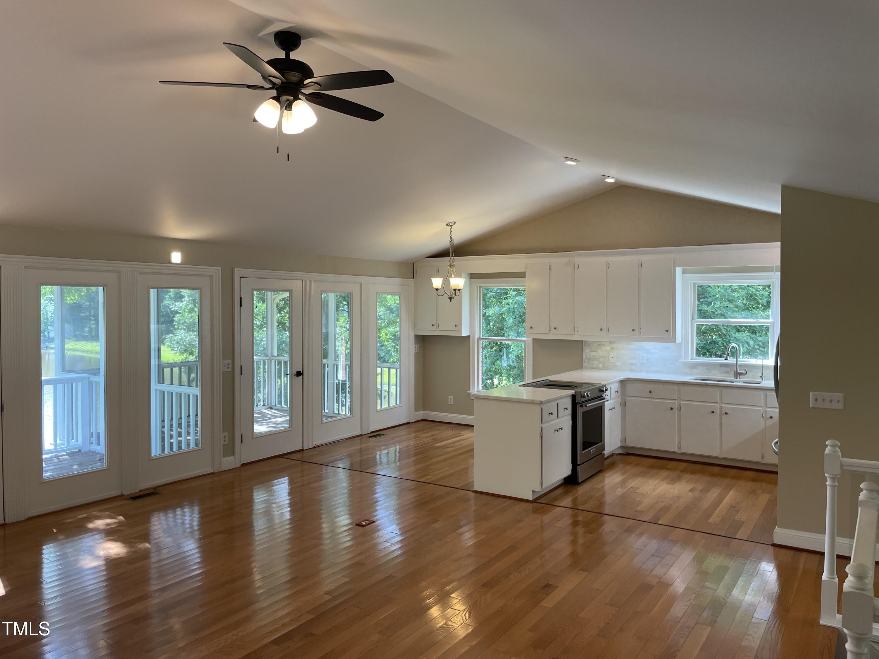 3309 Westcott Circle Property Photo 18