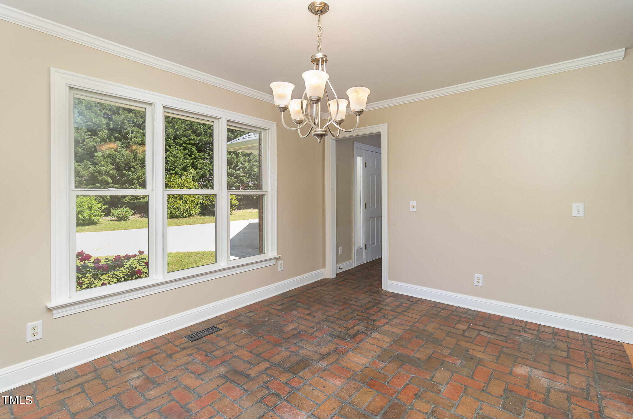 3309 Westcott Circle Property Photo 25