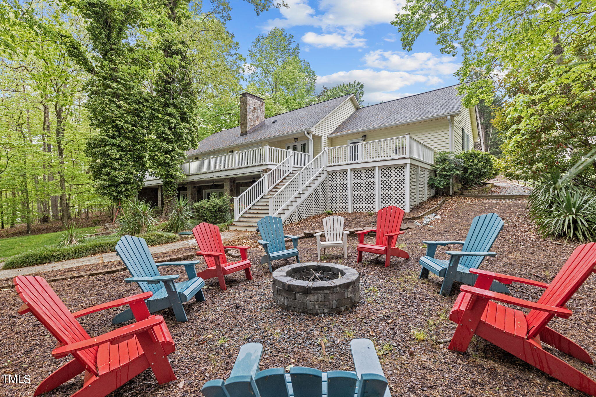 183 Stonegate Drive Property Photo 1
