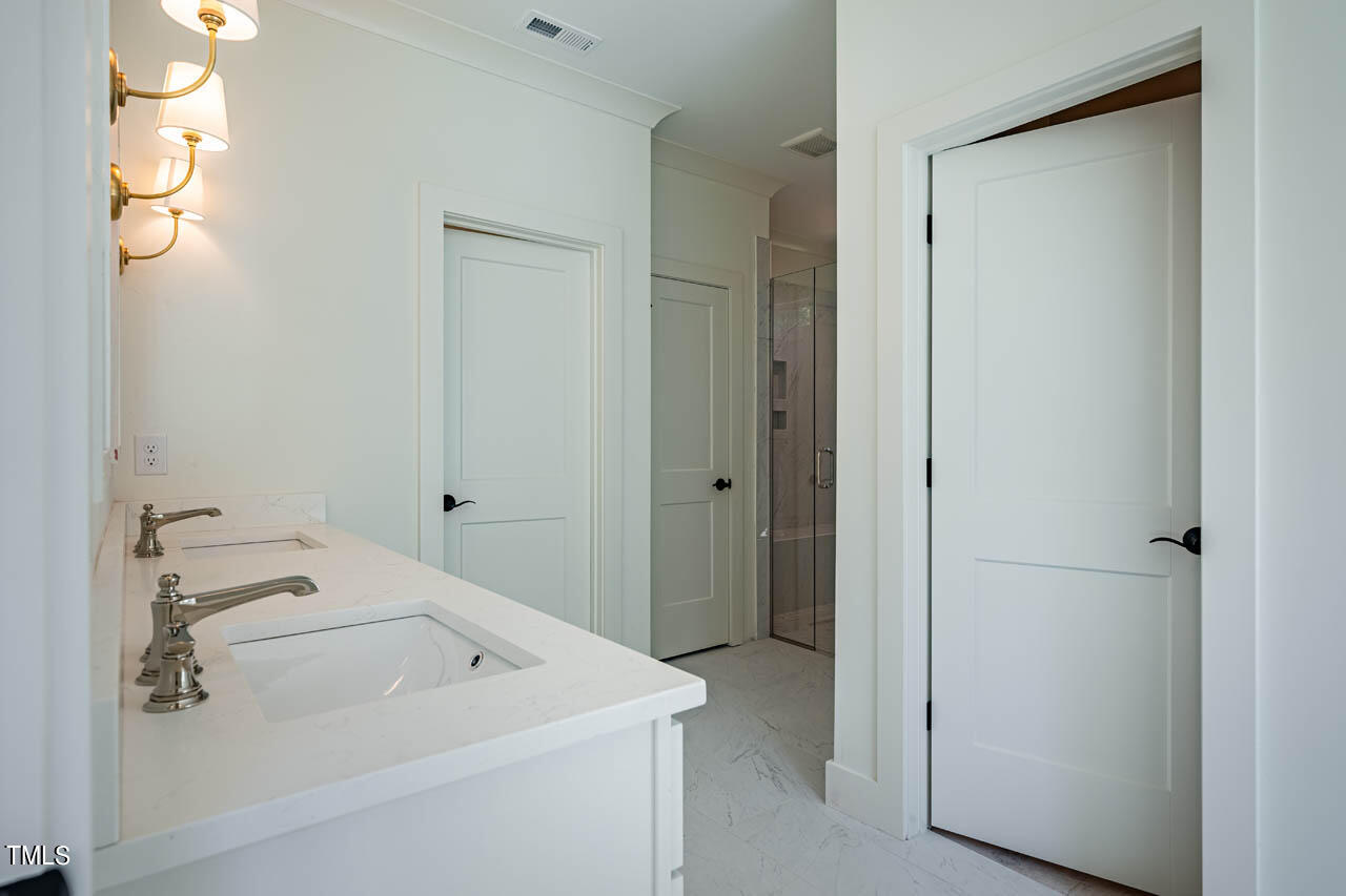 1026 Millbrook Circle Property Photo 39