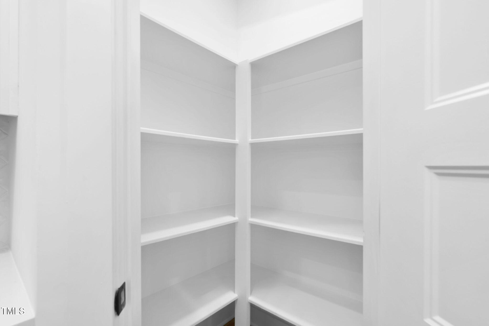331 Roxboro Street Property Photo 12