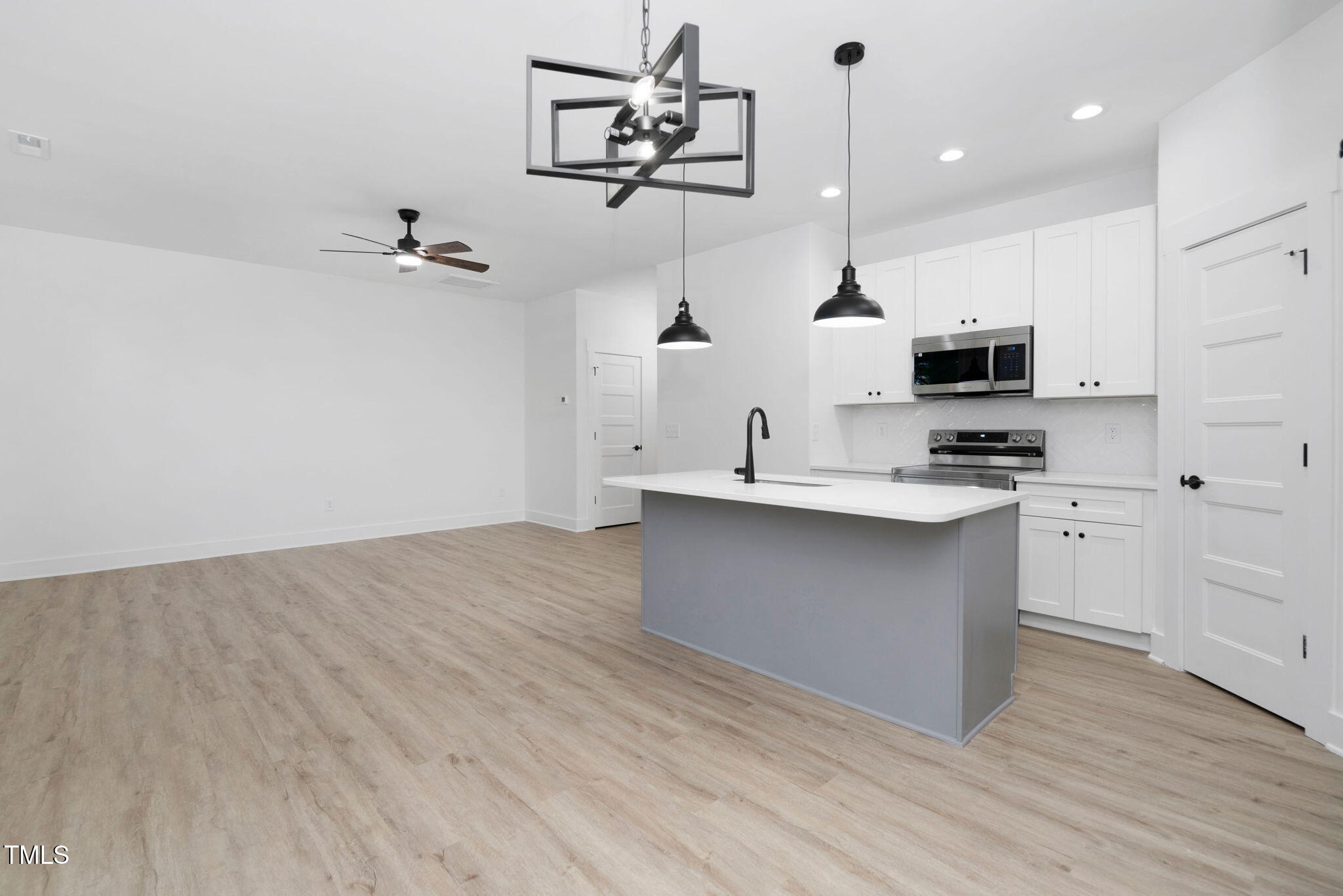 331 Roxboro Street Property Photo 14