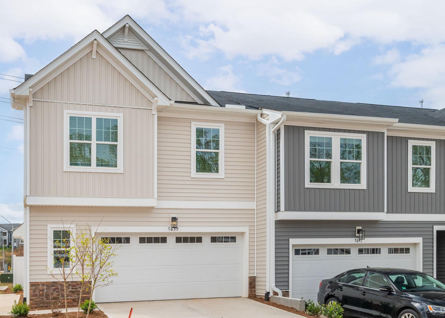 7629 Waypond Court Property Photo 1