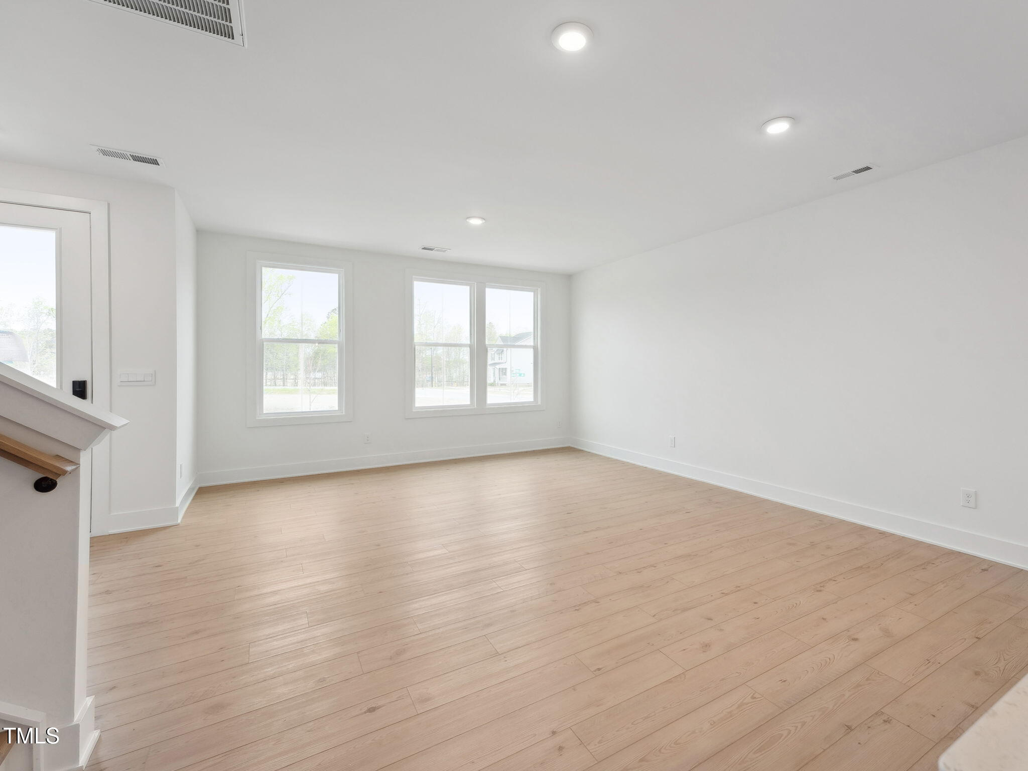 814 Barlow Drive Property Photo 6