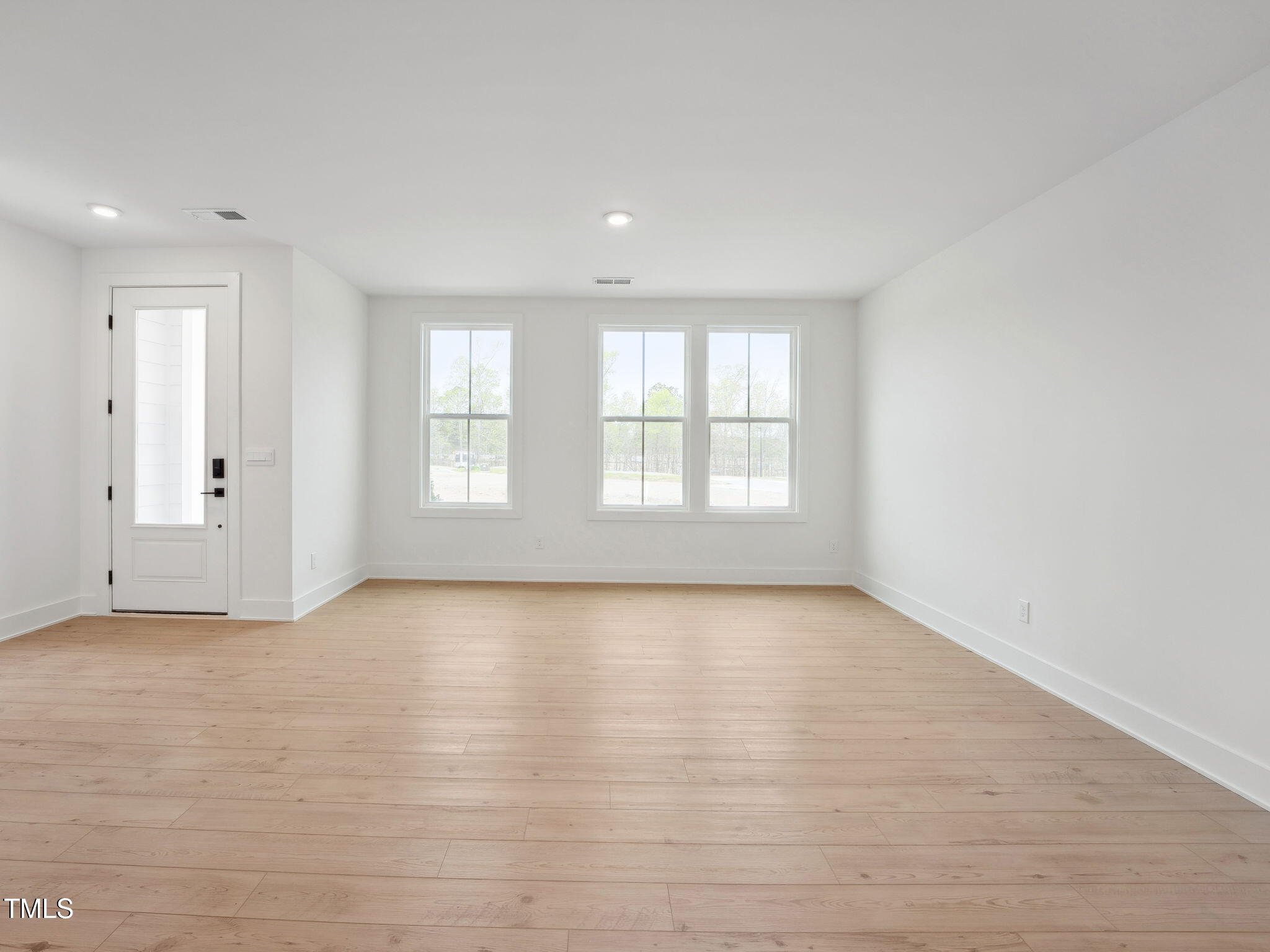 814 Barlow Drive Property Photo 7