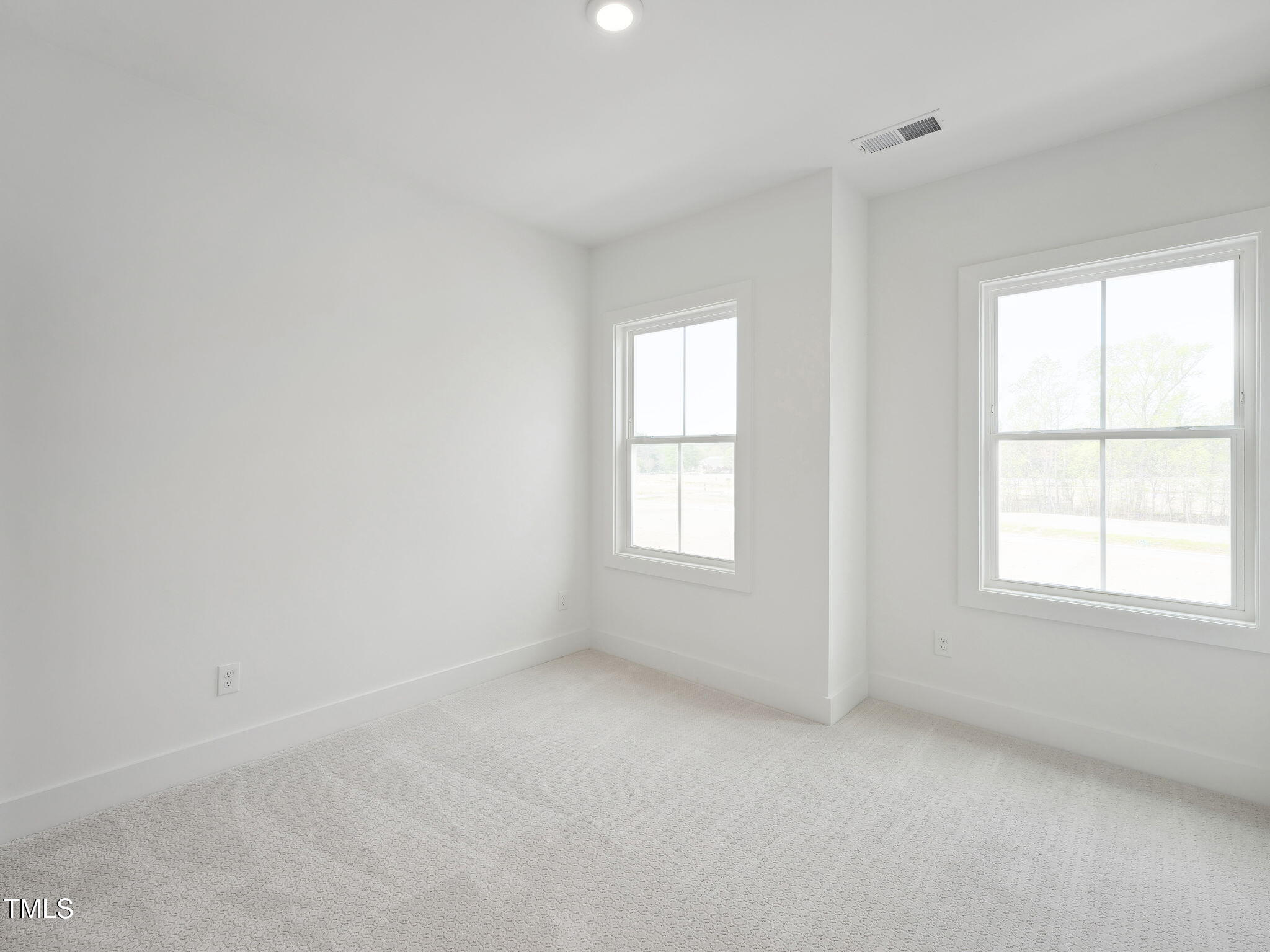 814 Barlow Drive Property Photo 14