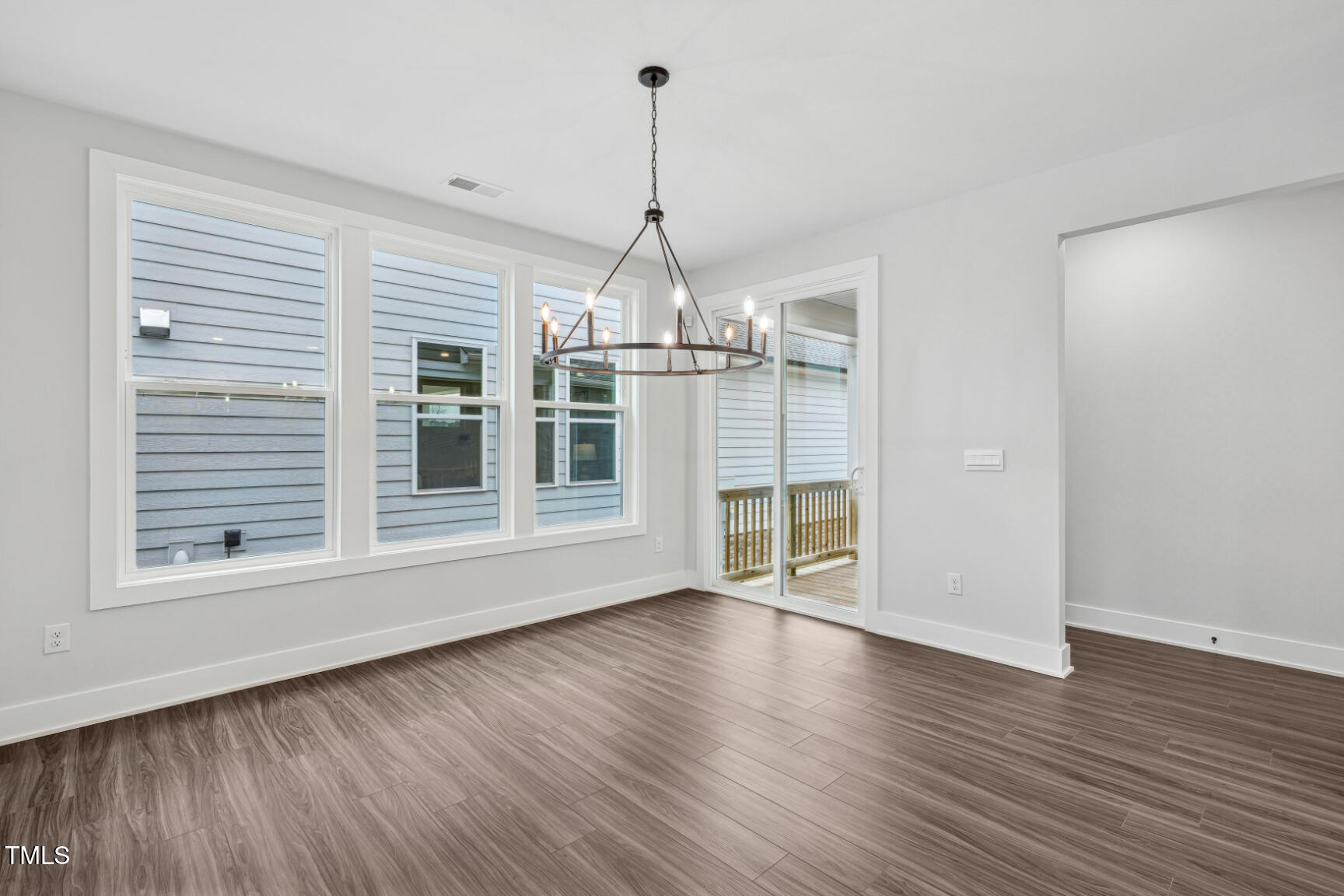 1505 Patchings Lane Property Photo 4