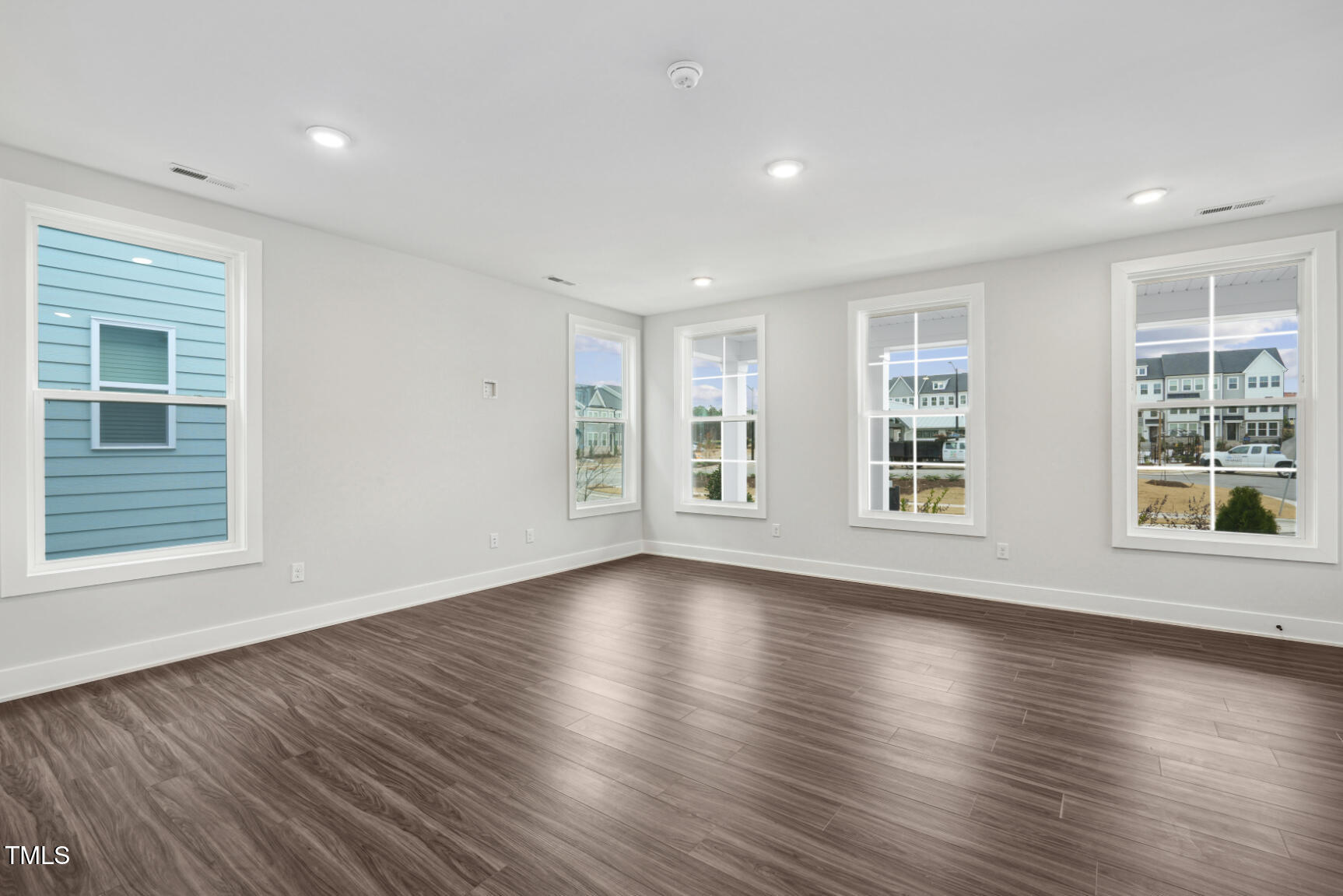 1505 Patchings Lane Property Photo 6