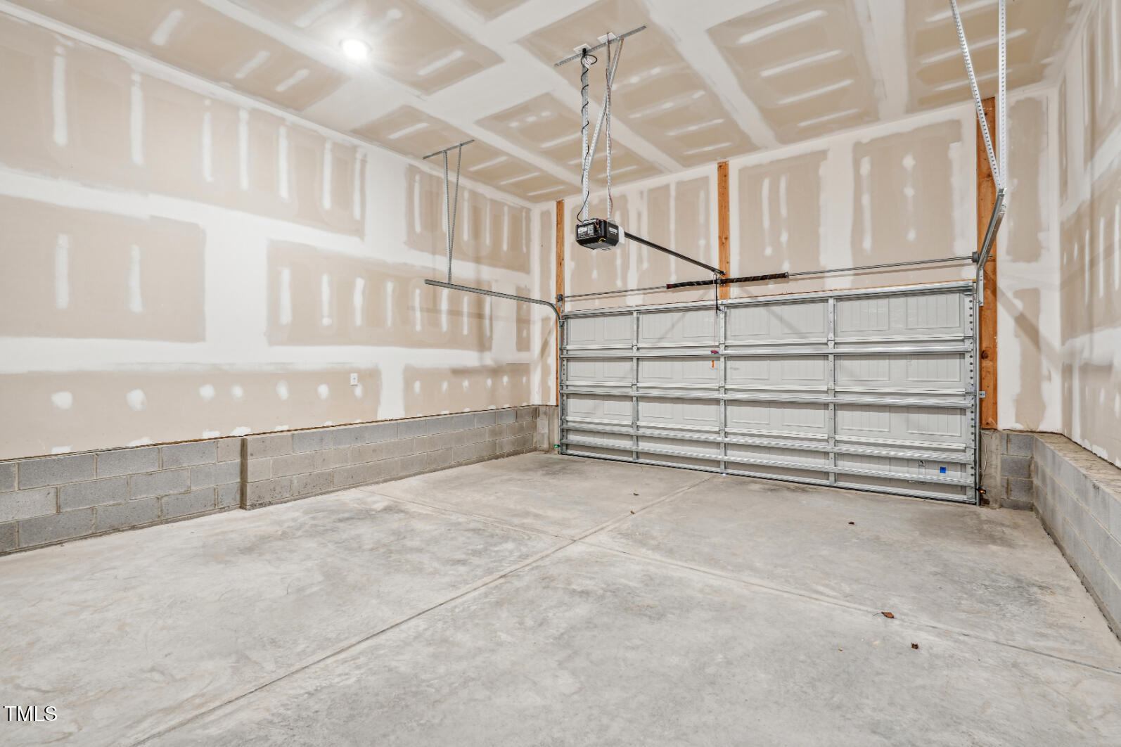 1505 Patchings Lane Property Photo 13