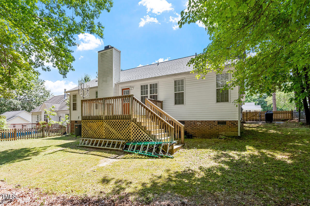 127 Lily Crossing Property Photo 33