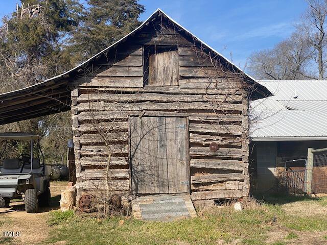 144 Celebrity Dairy Way Property Photo 17