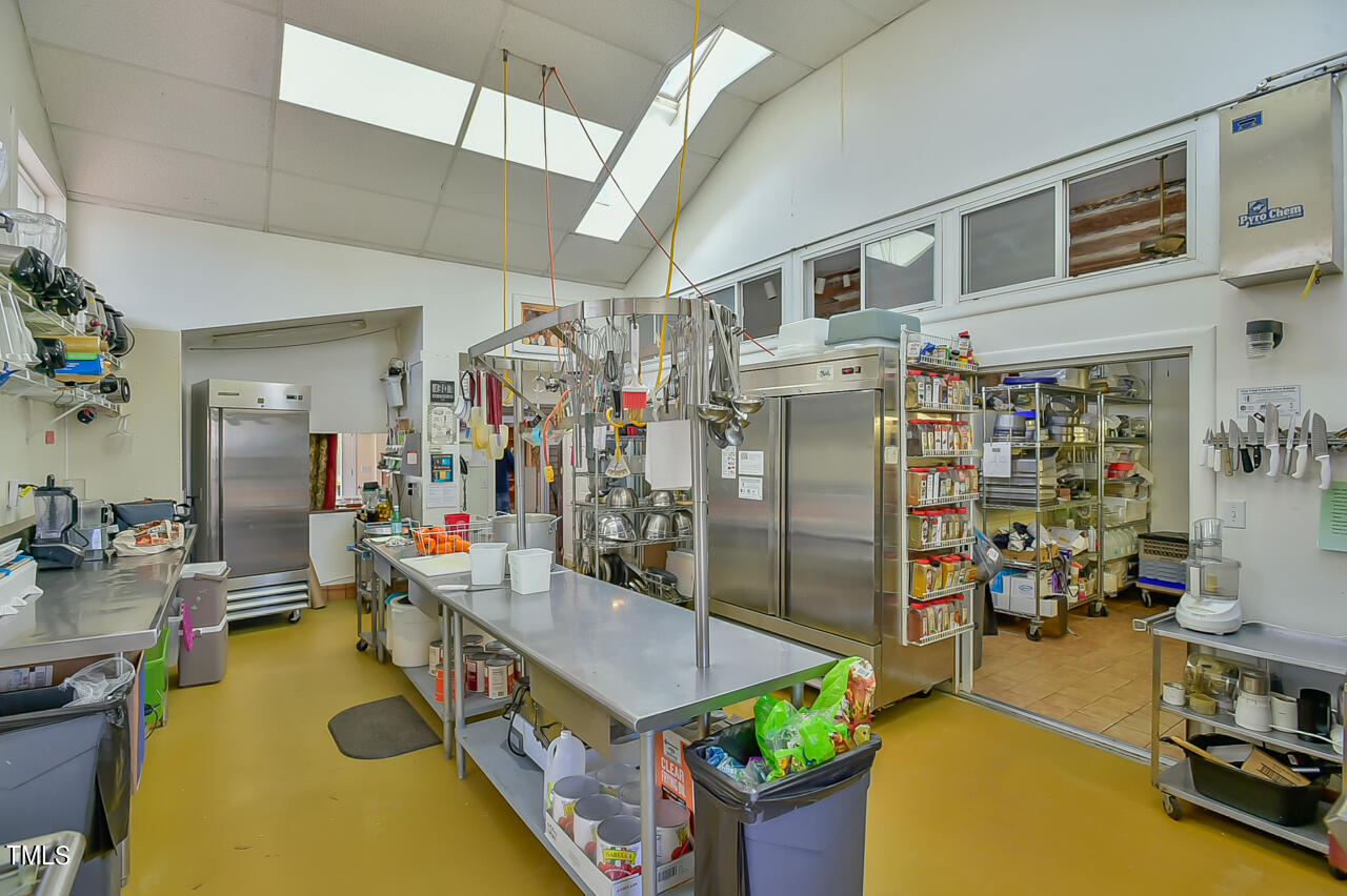 144 Celebrity Dairy Way Property Photo 25