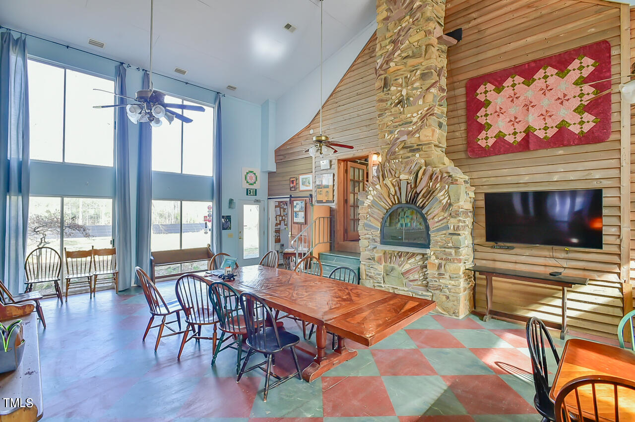 144 Celebrity Dairy Way Property Photo 29