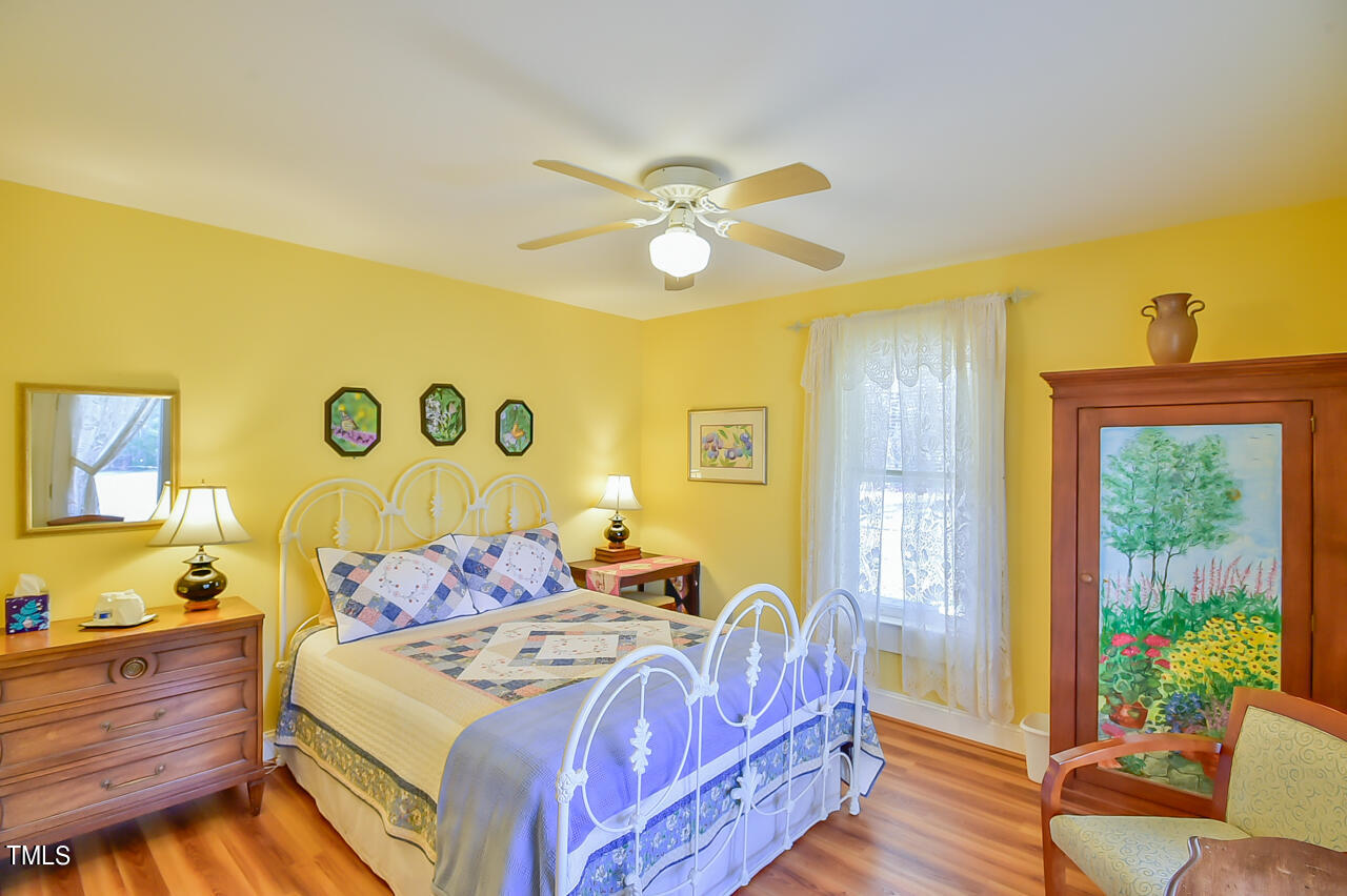 144 Celebrity Dairy Way Property Photo 37