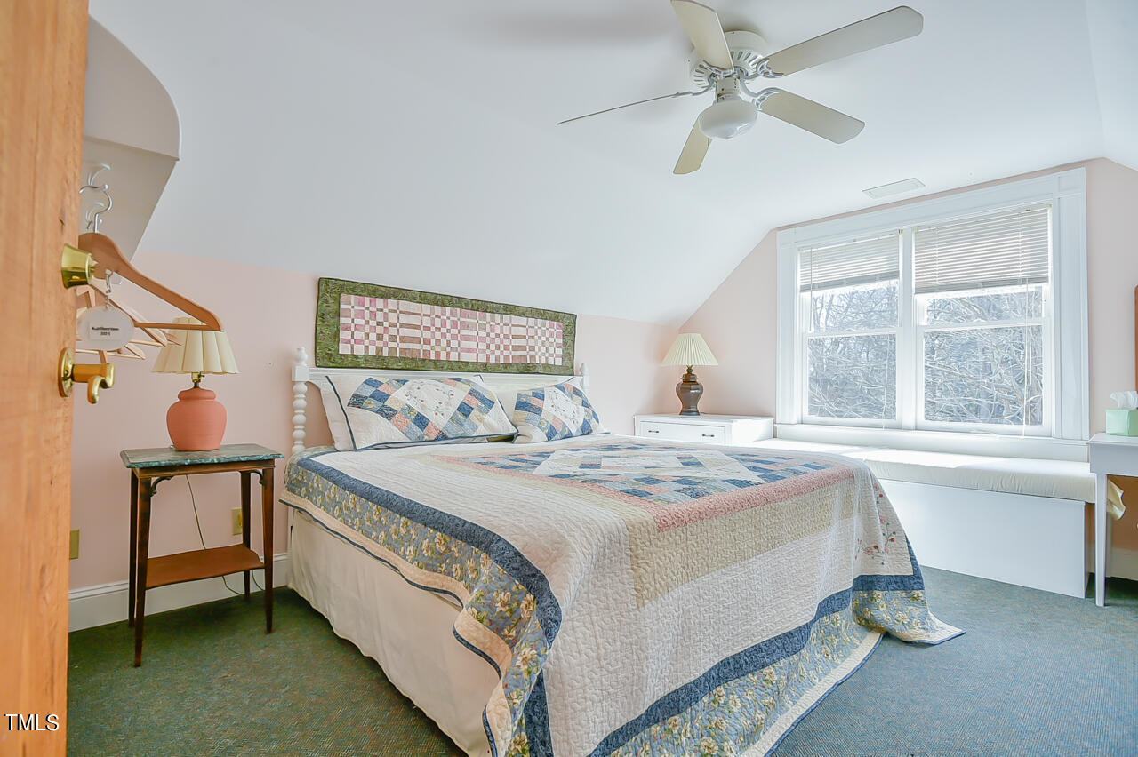 144 Celebrity Dairy Way Property Photo 54