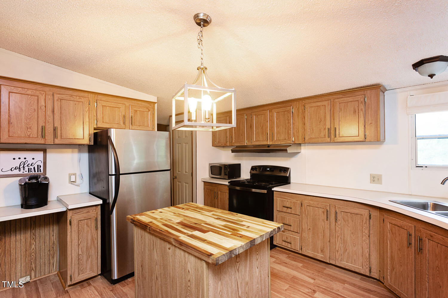 800 Jeff Road Property Photo 10