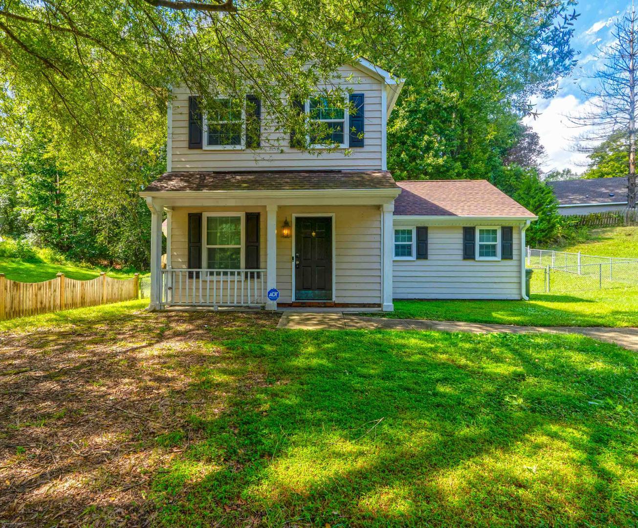 3406 Redgate Drive Property Photo 3