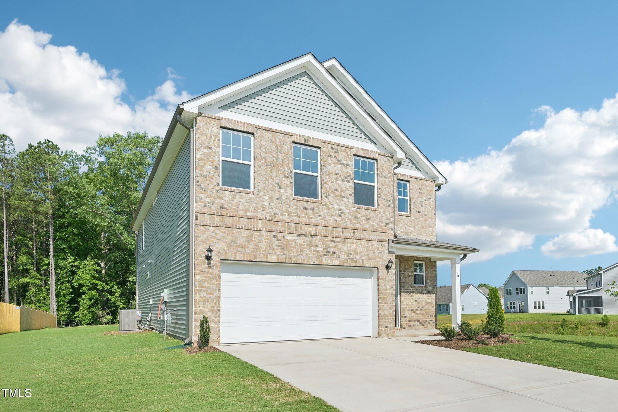 401 Winding Creek Drive Property Photo 2