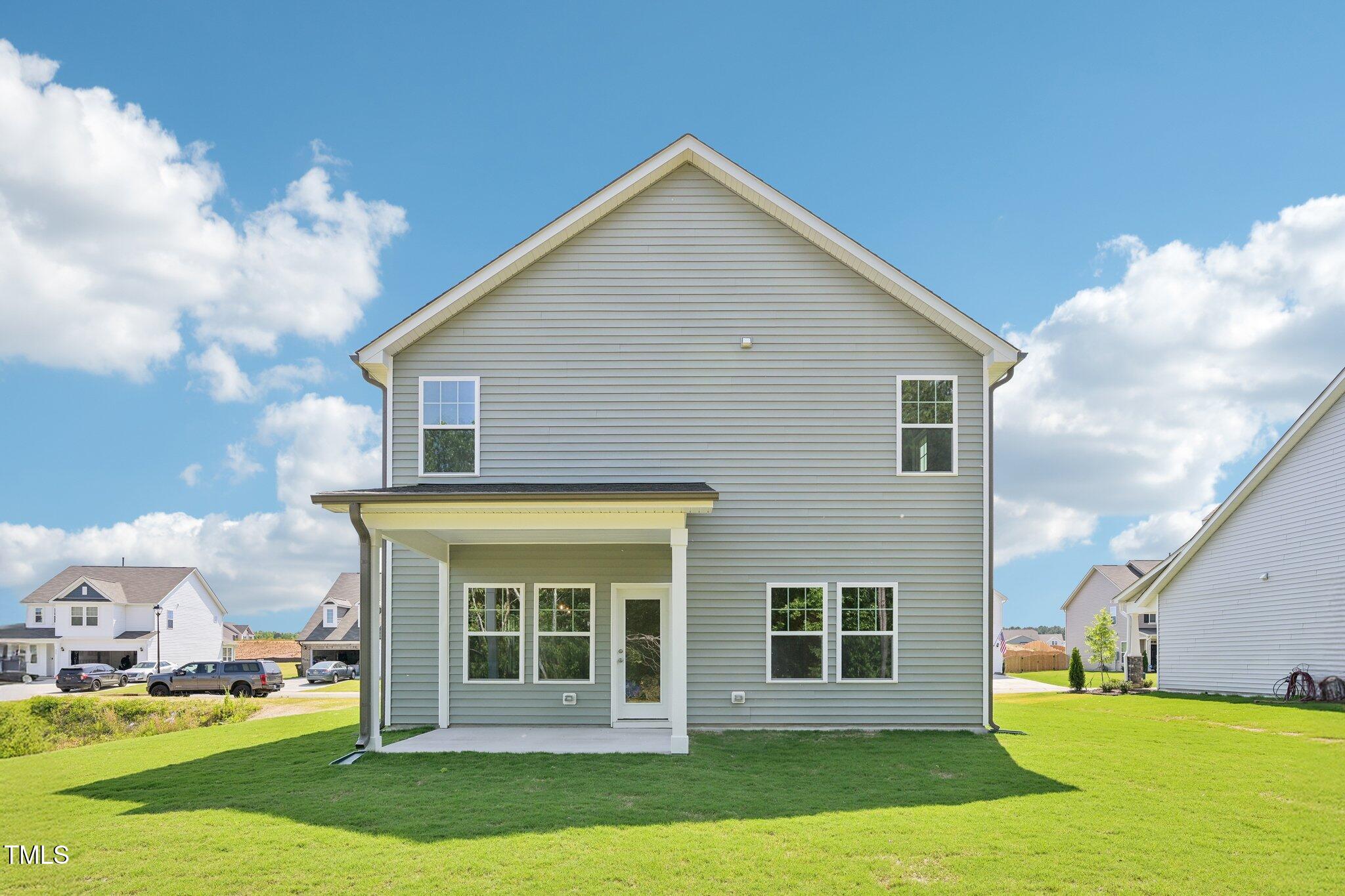 401 Winding Creek Drive Property Photo 14