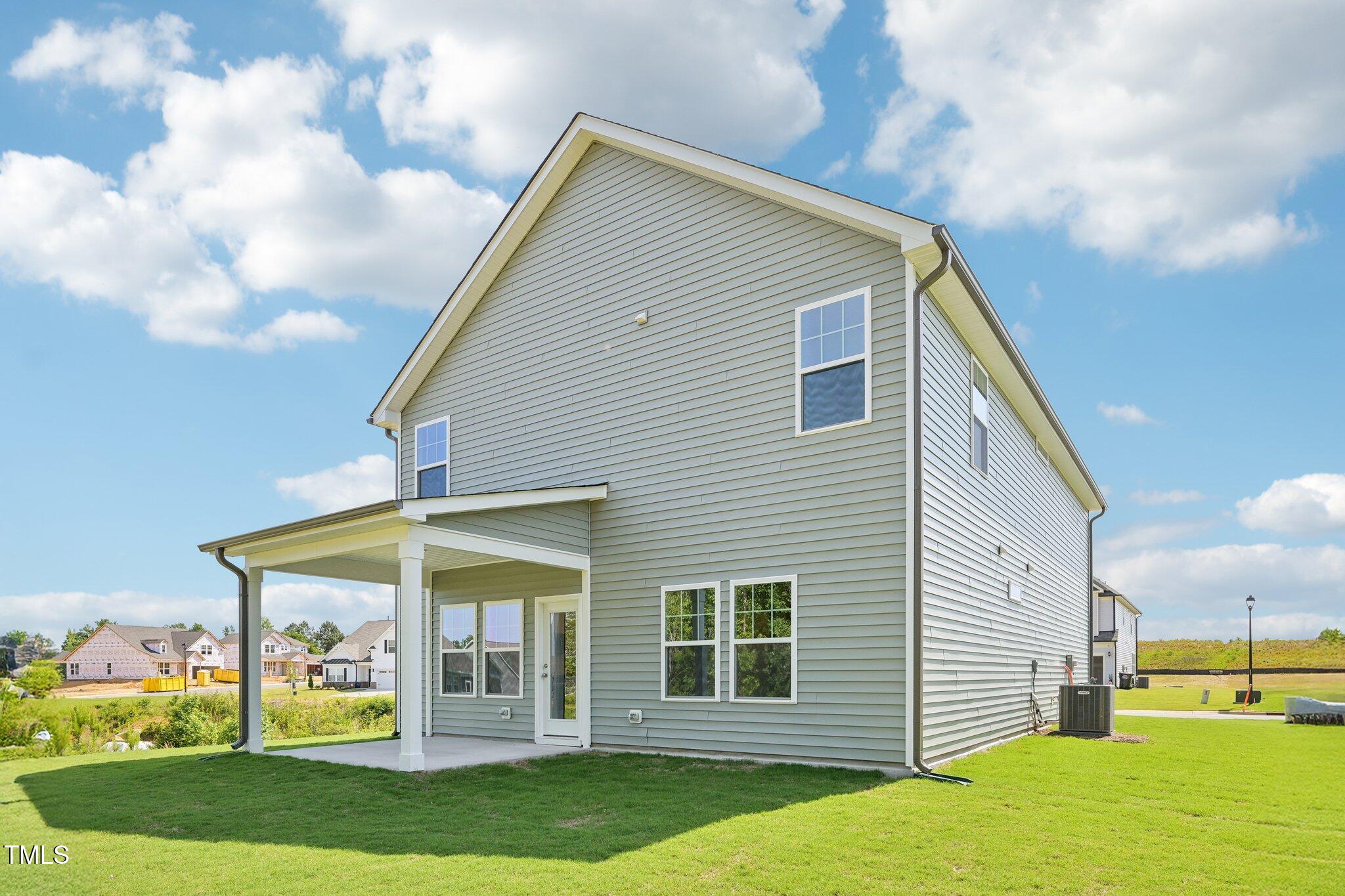 401 Winding Creek Drive Property Photo 15
