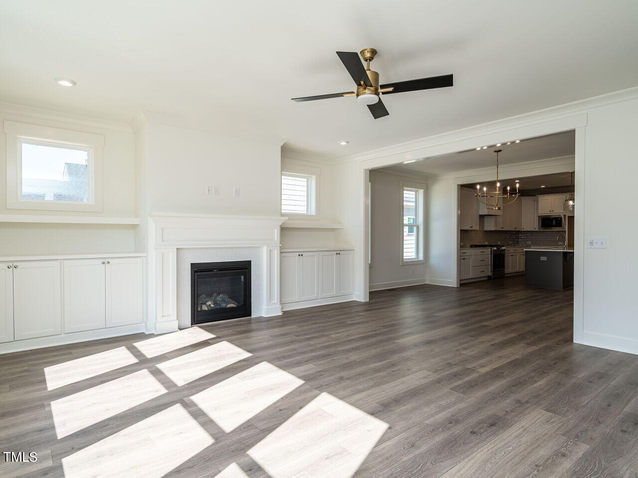 1717 Grassy Falls Lane Property Photo 14