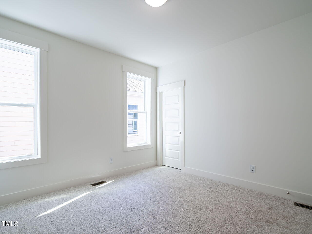 1717 Grassy Falls Lane Property Photo 26