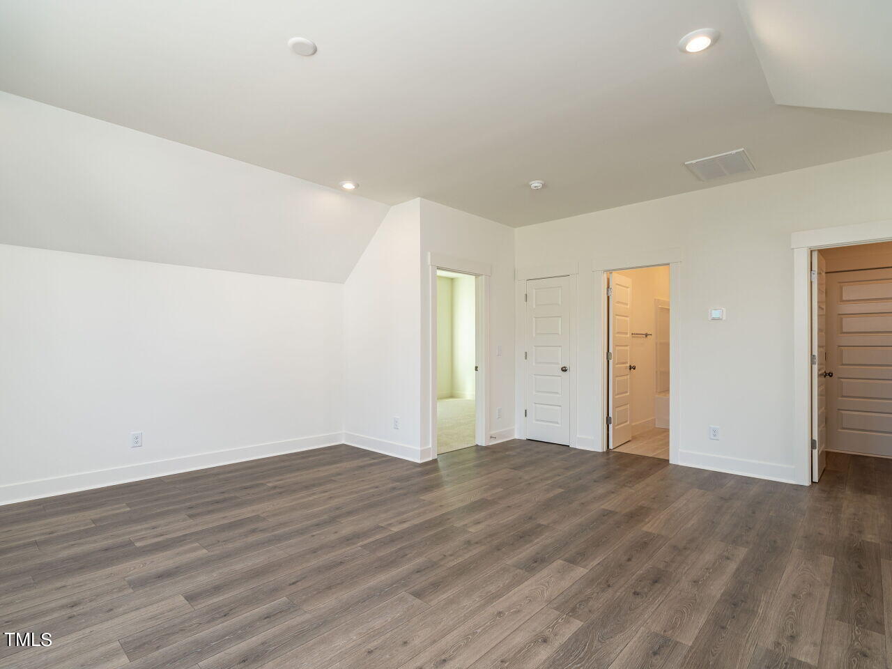 1717 Grassy Falls Lane Property Photo 32