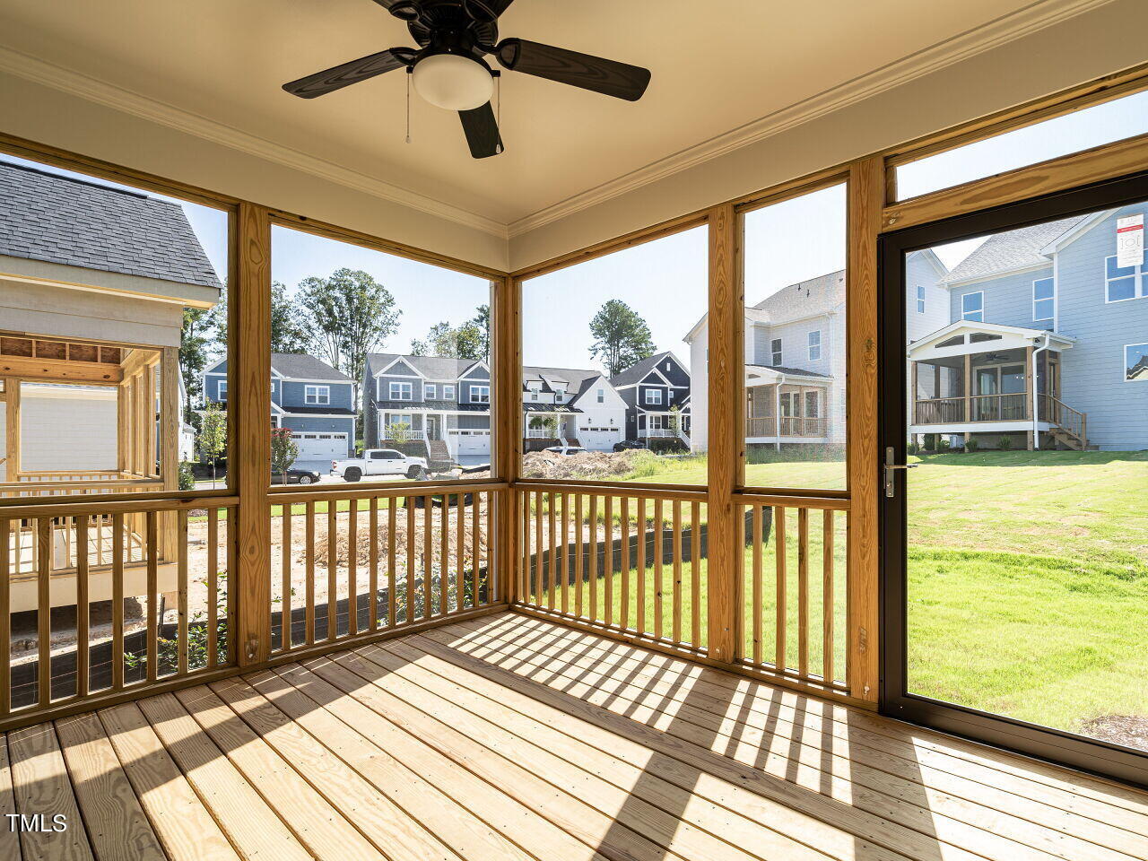 1717 Grassy Falls Lane Property Photo 34