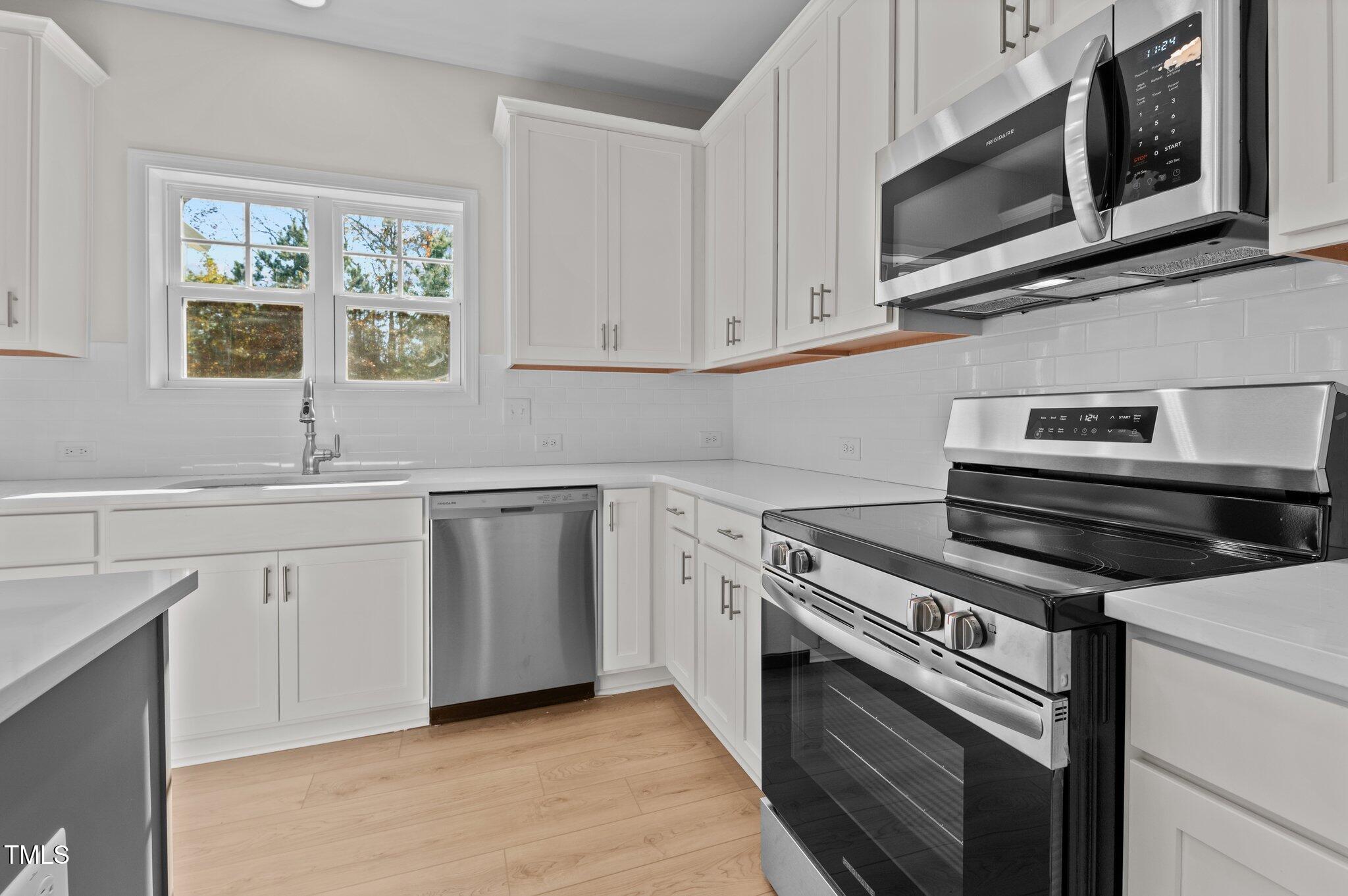530 Husketh Road Property Photo 7