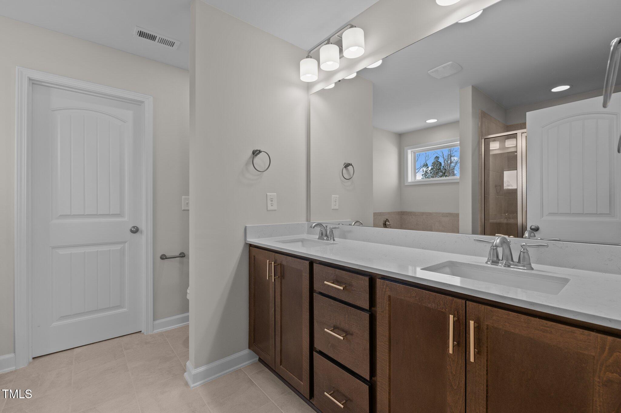 530 Husketh Road Property Photo 14