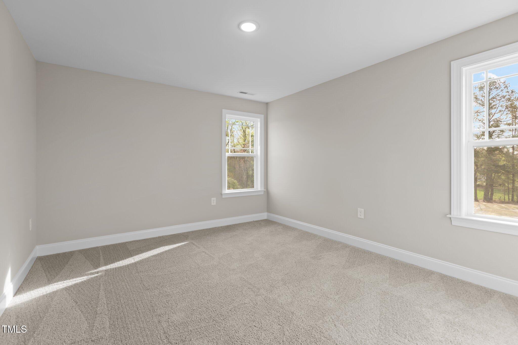 30 Diamond Creek Drive Property Photo 25