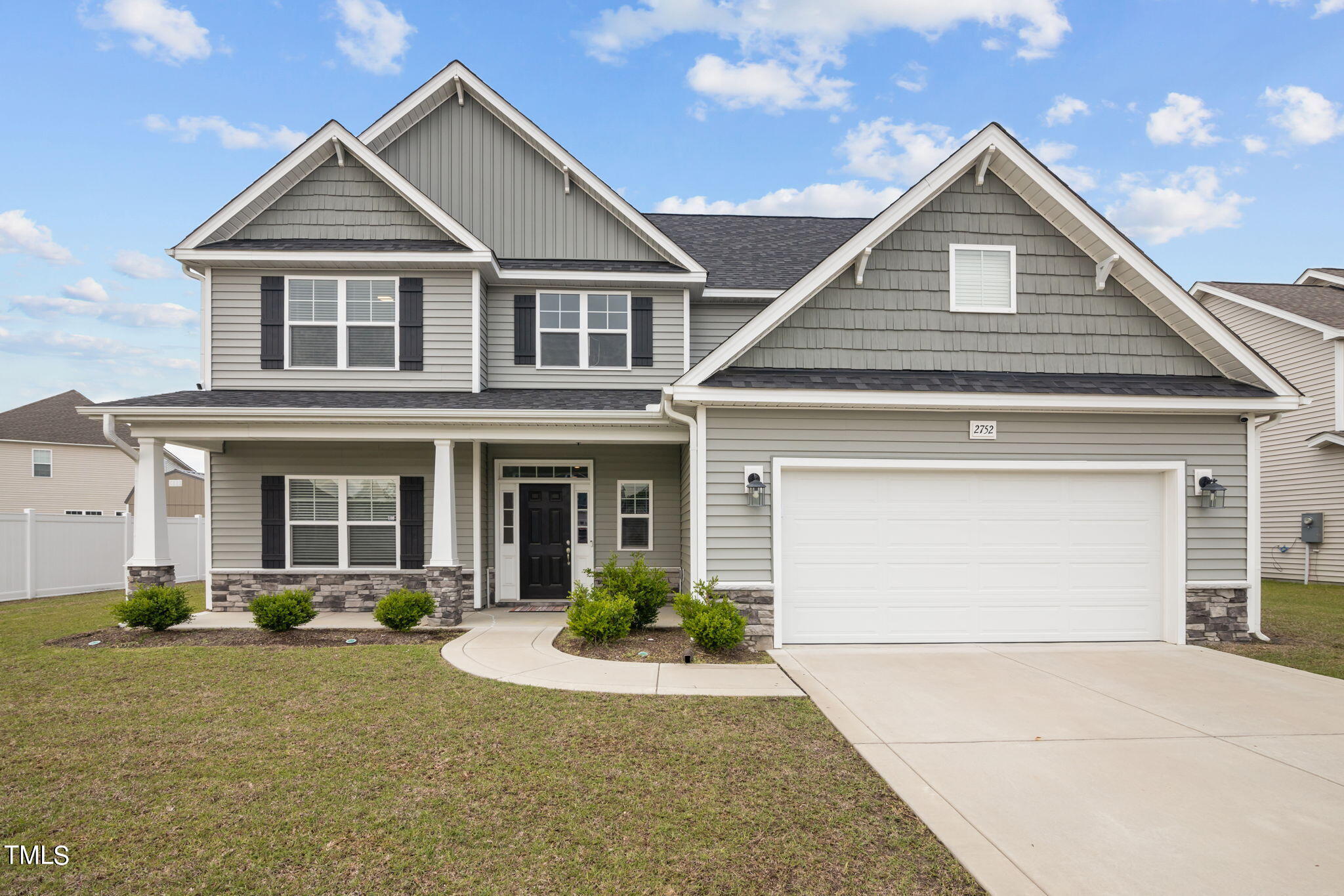2752 Chalet Circle Property Photo