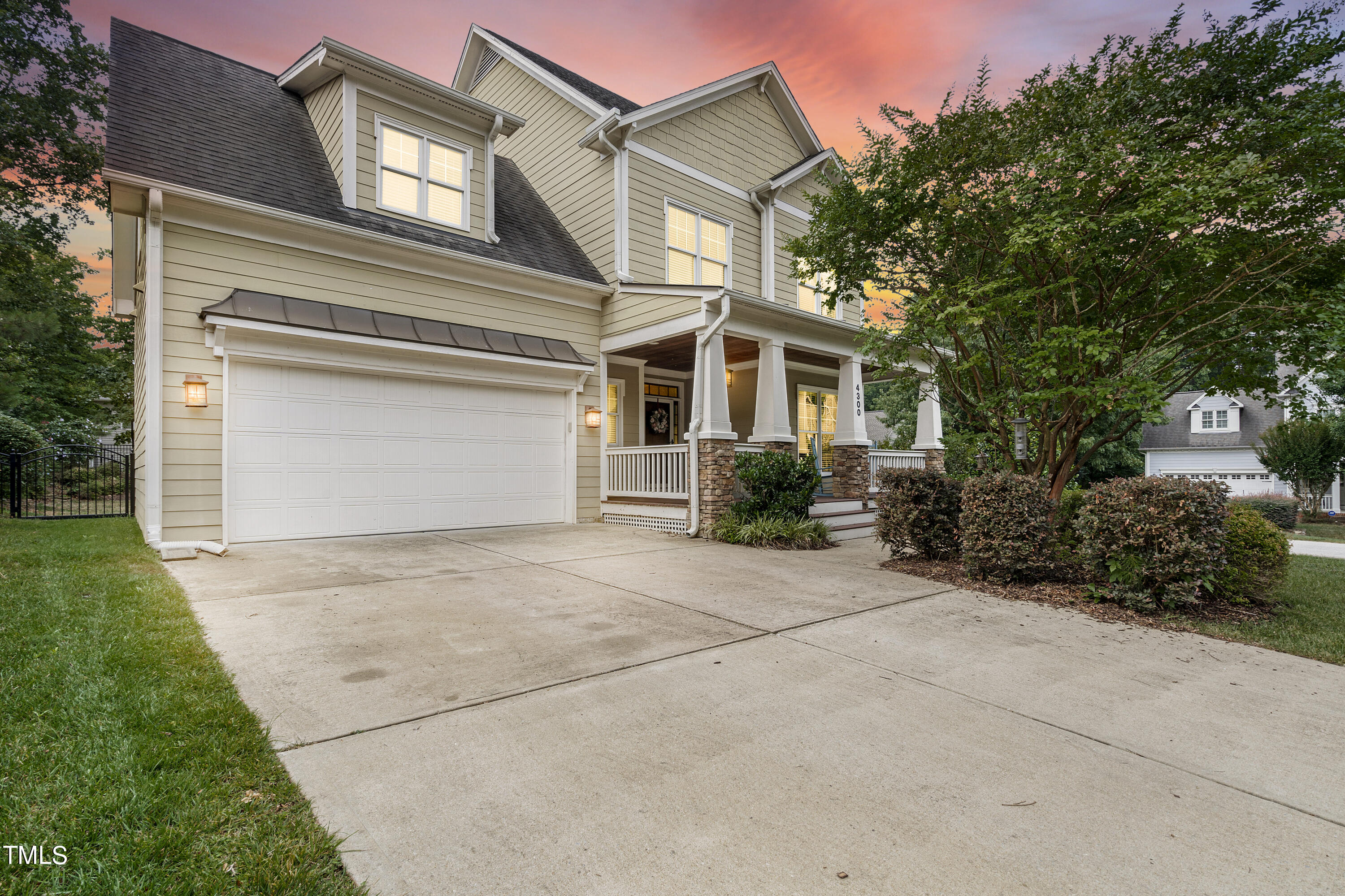 4300 Windsong Circle Property Photo 1
