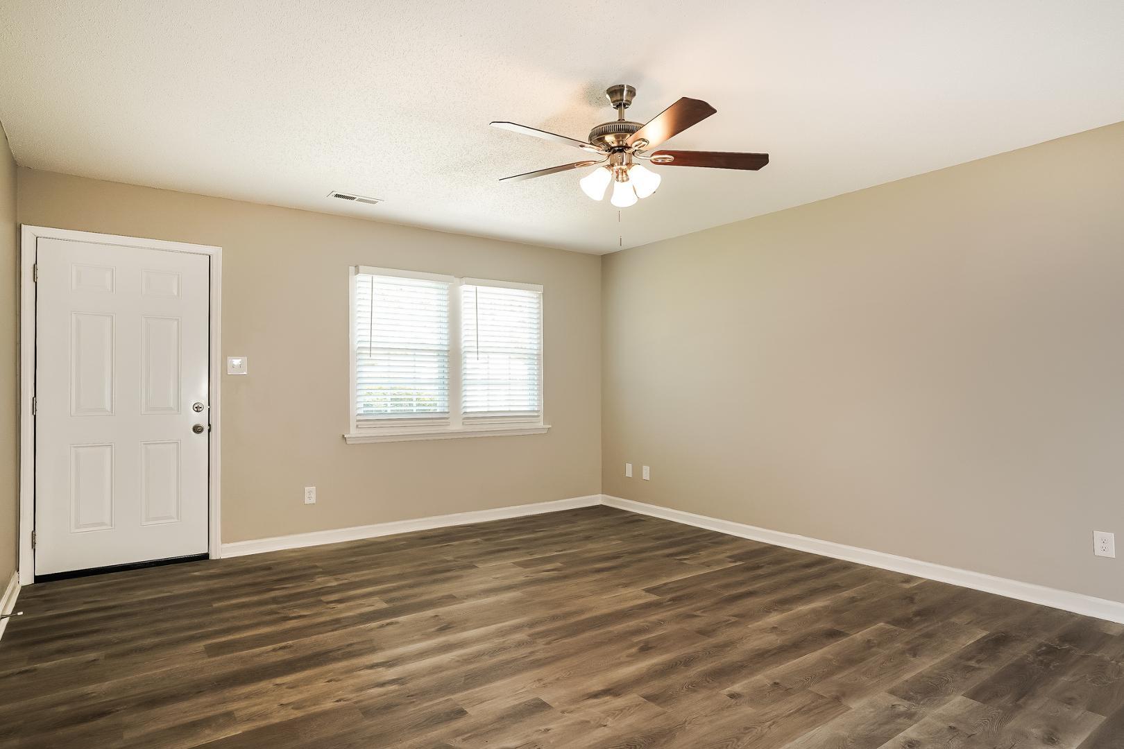 1110 Allgood Street Property Photo 3