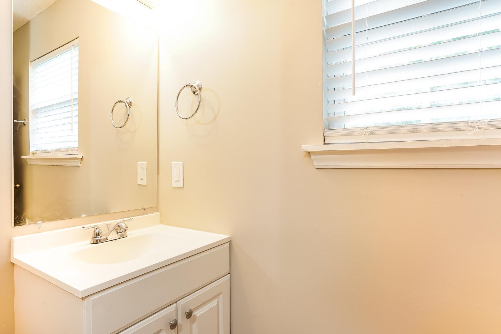 1110 Allgood Street Property Photo 10