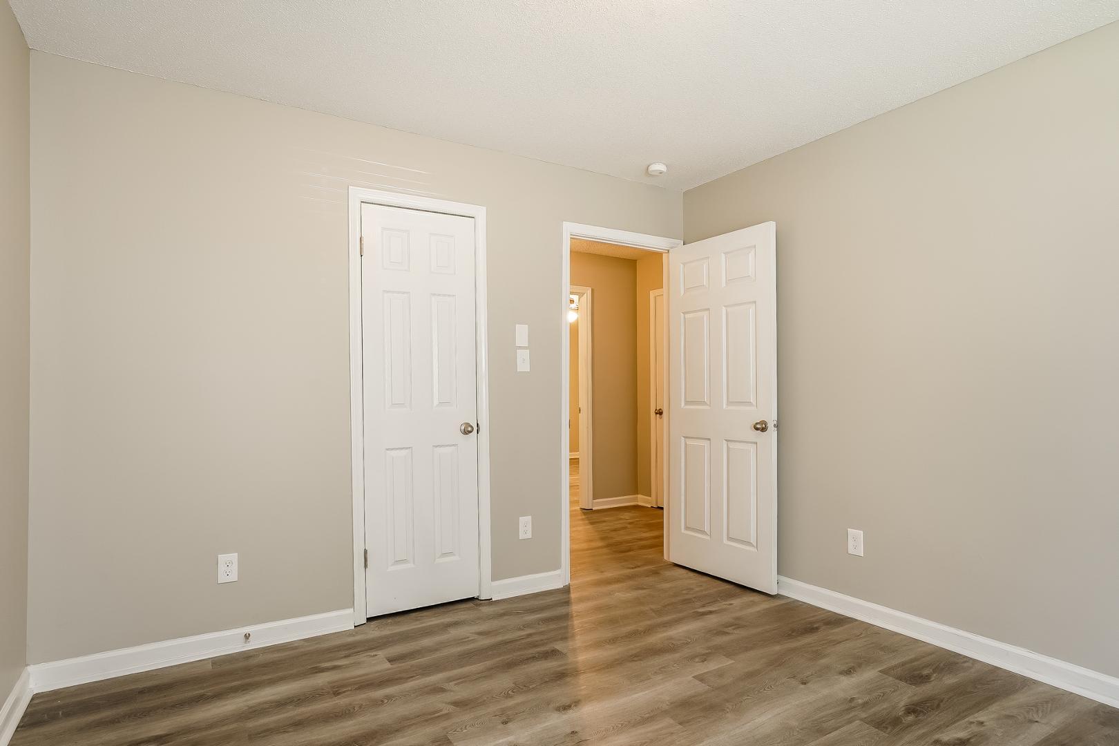 1110 Allgood Street Property Photo 13