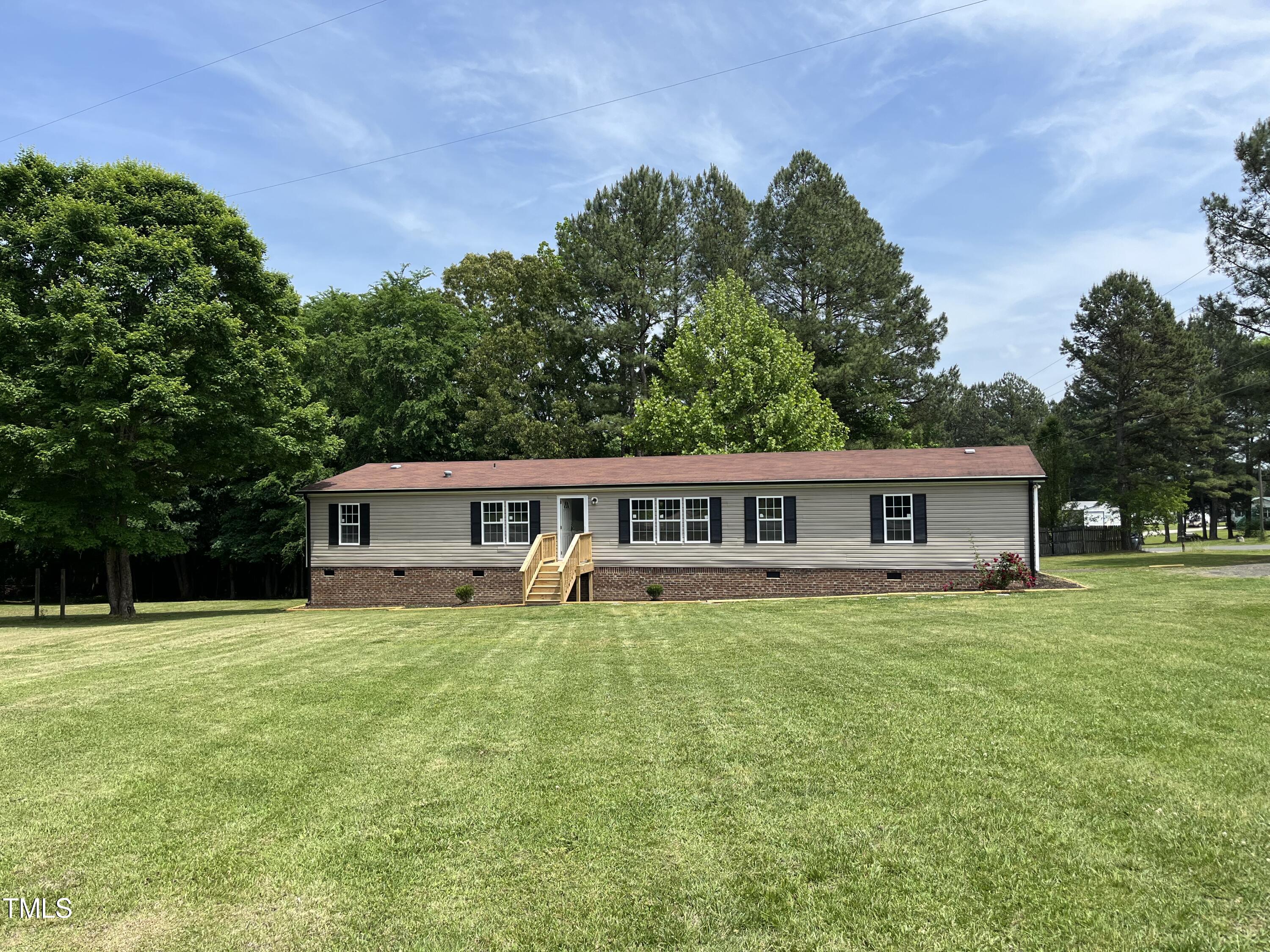 1686 Briggs Road Property Photo 3