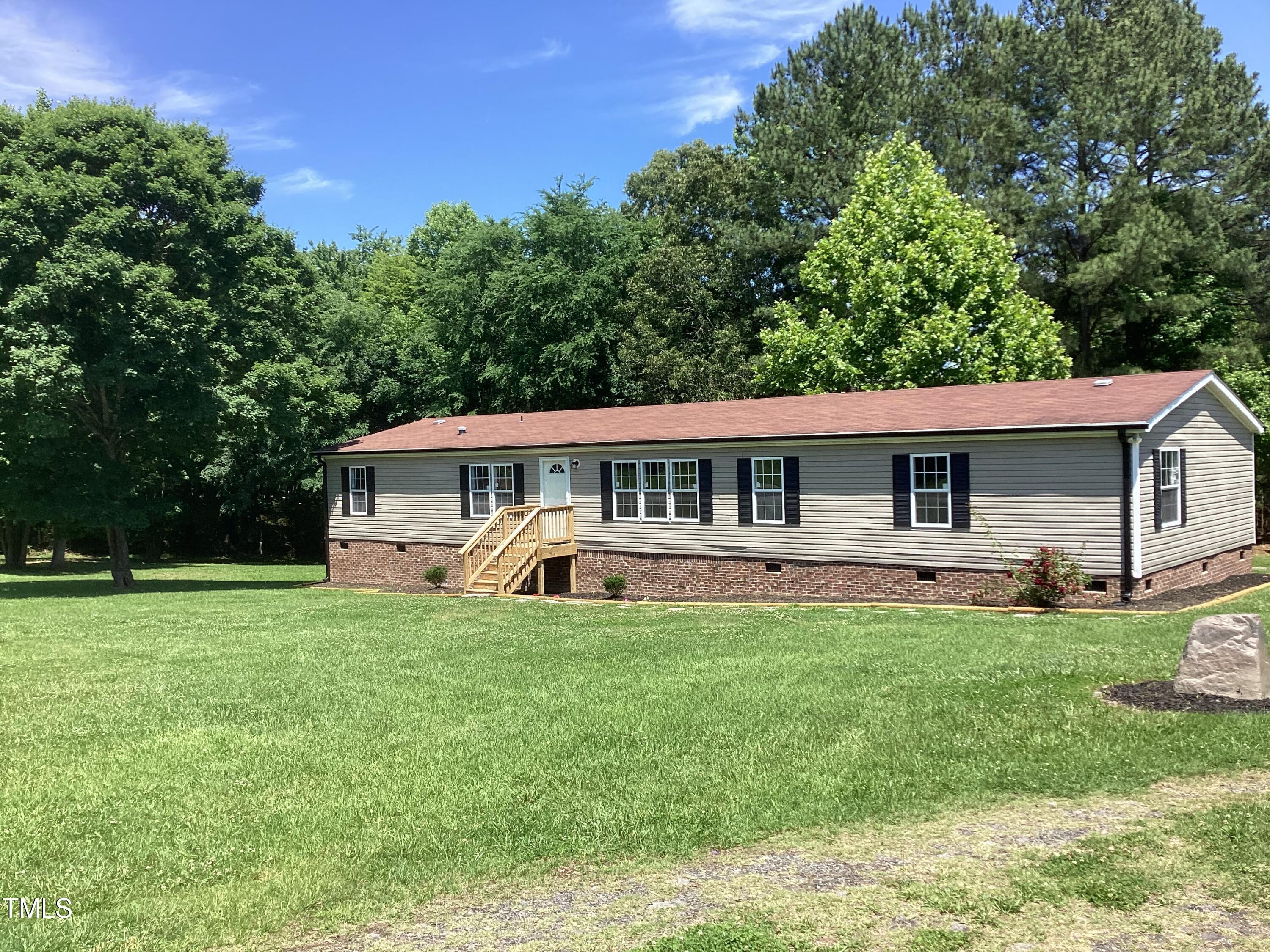 1686 Briggs Road Property Photo 7