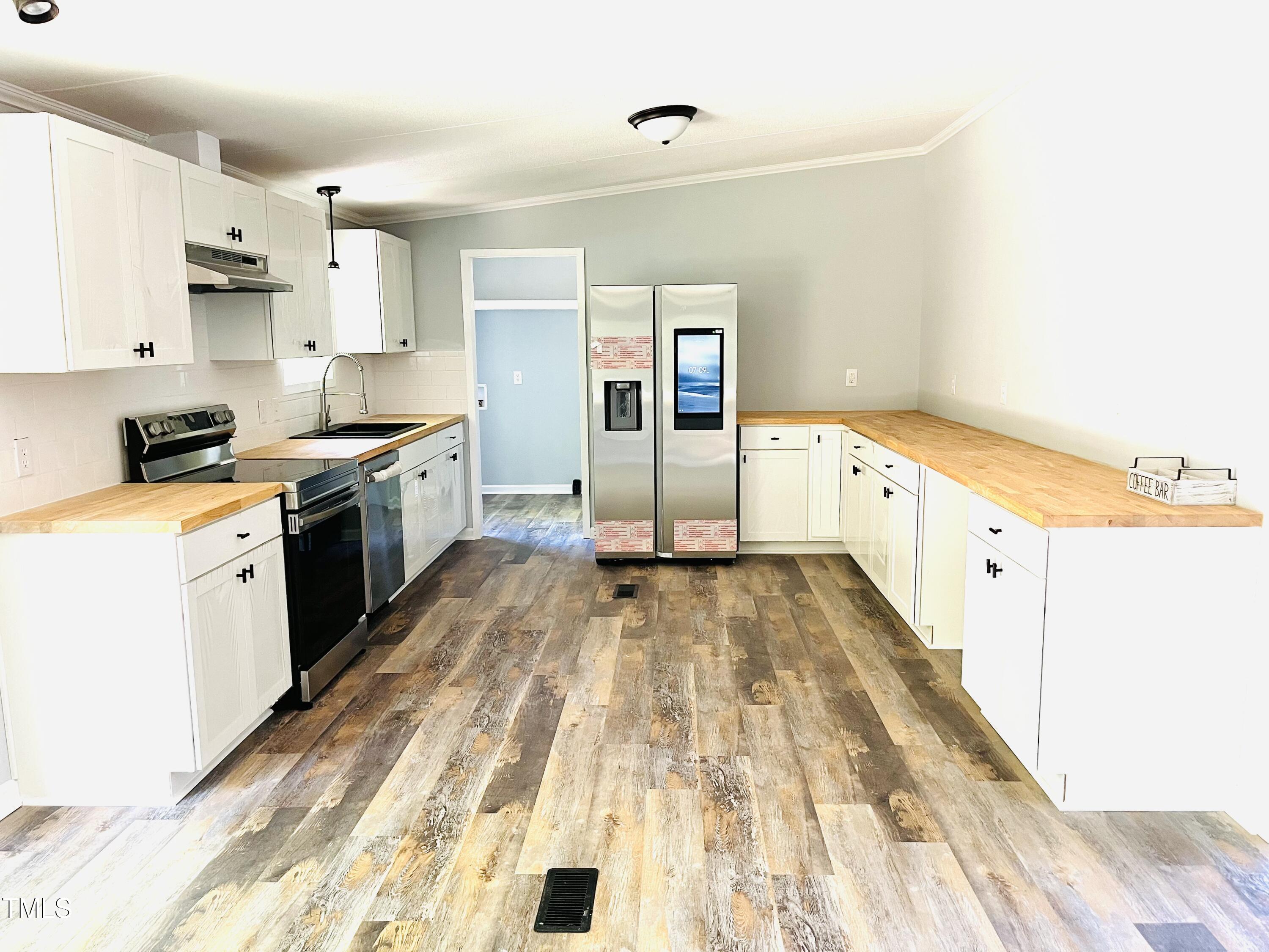 1686 Briggs Road Property Photo 16