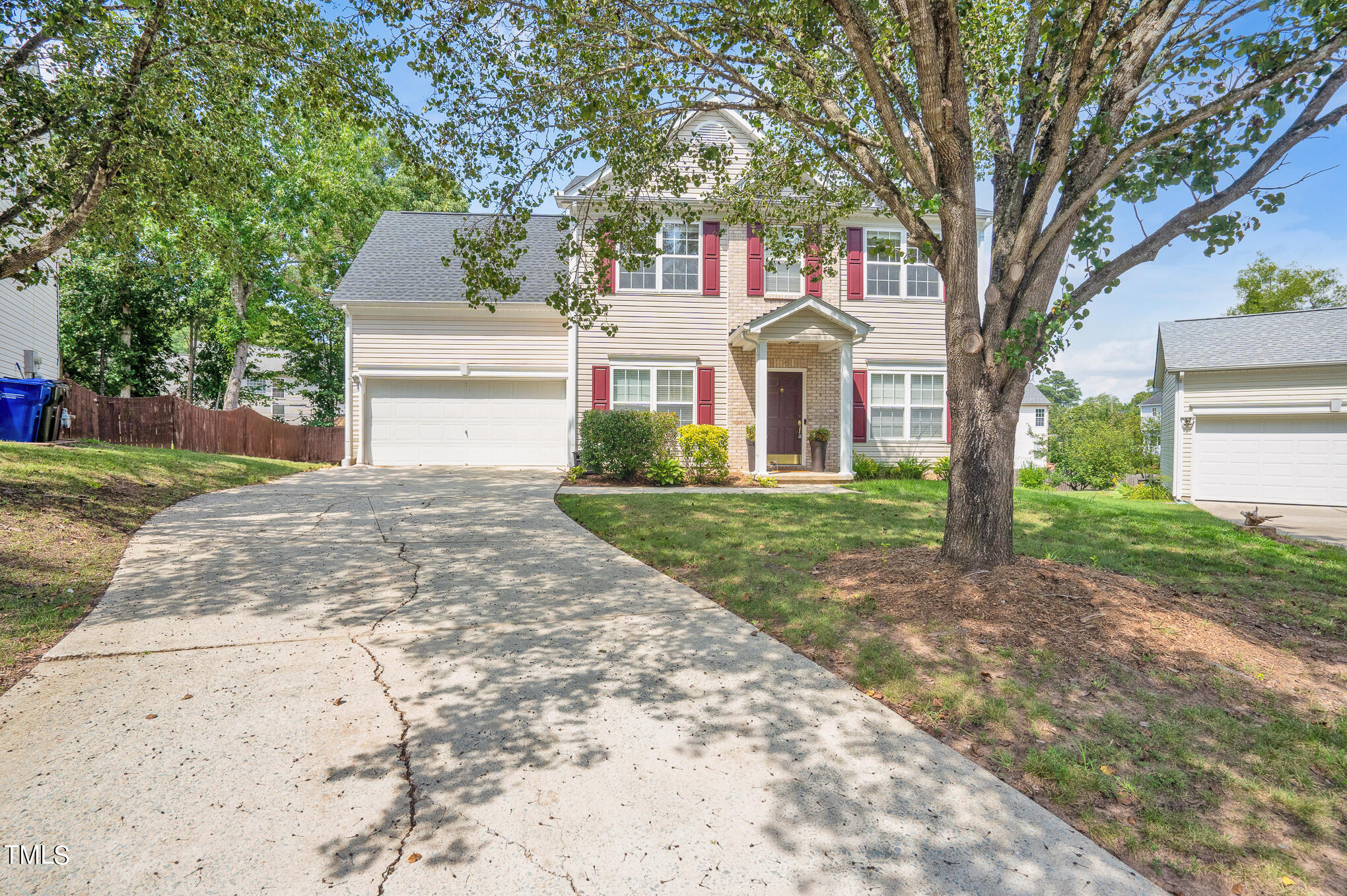 7 Weeping Beech Way Property Photo 1