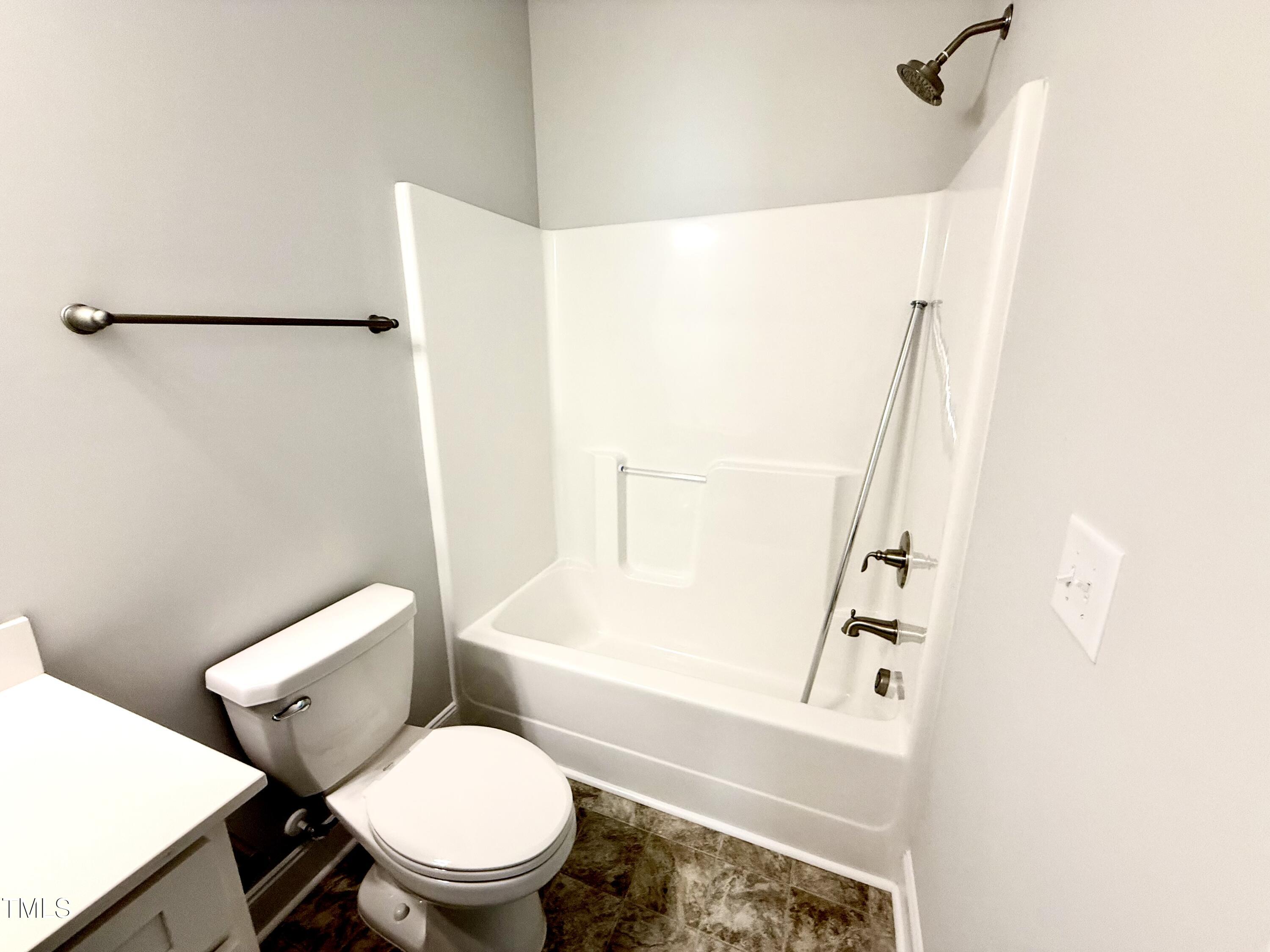 114 Southern Estates Drive Property Photo 18