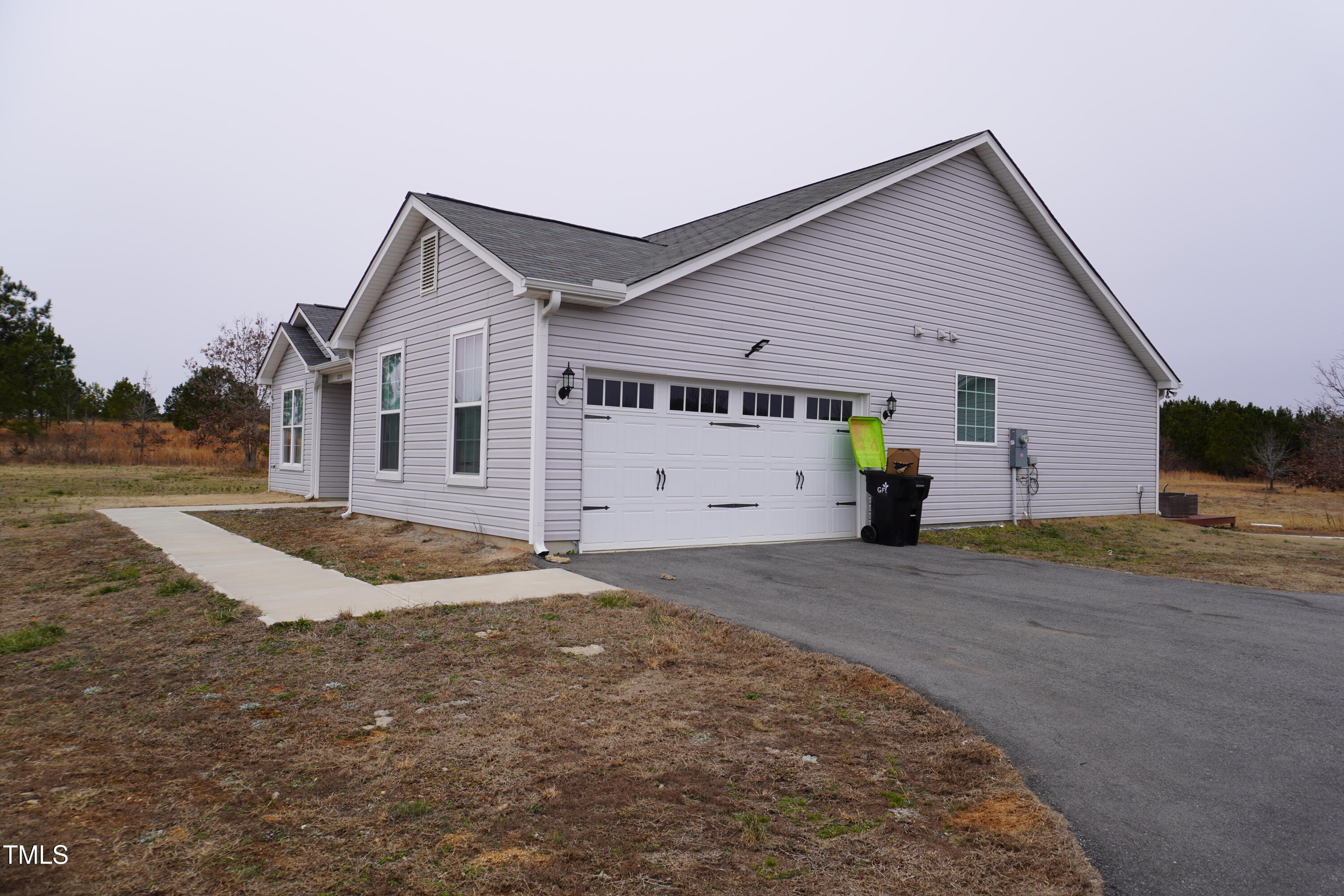 1850 Gillburg Road Property Photo 3