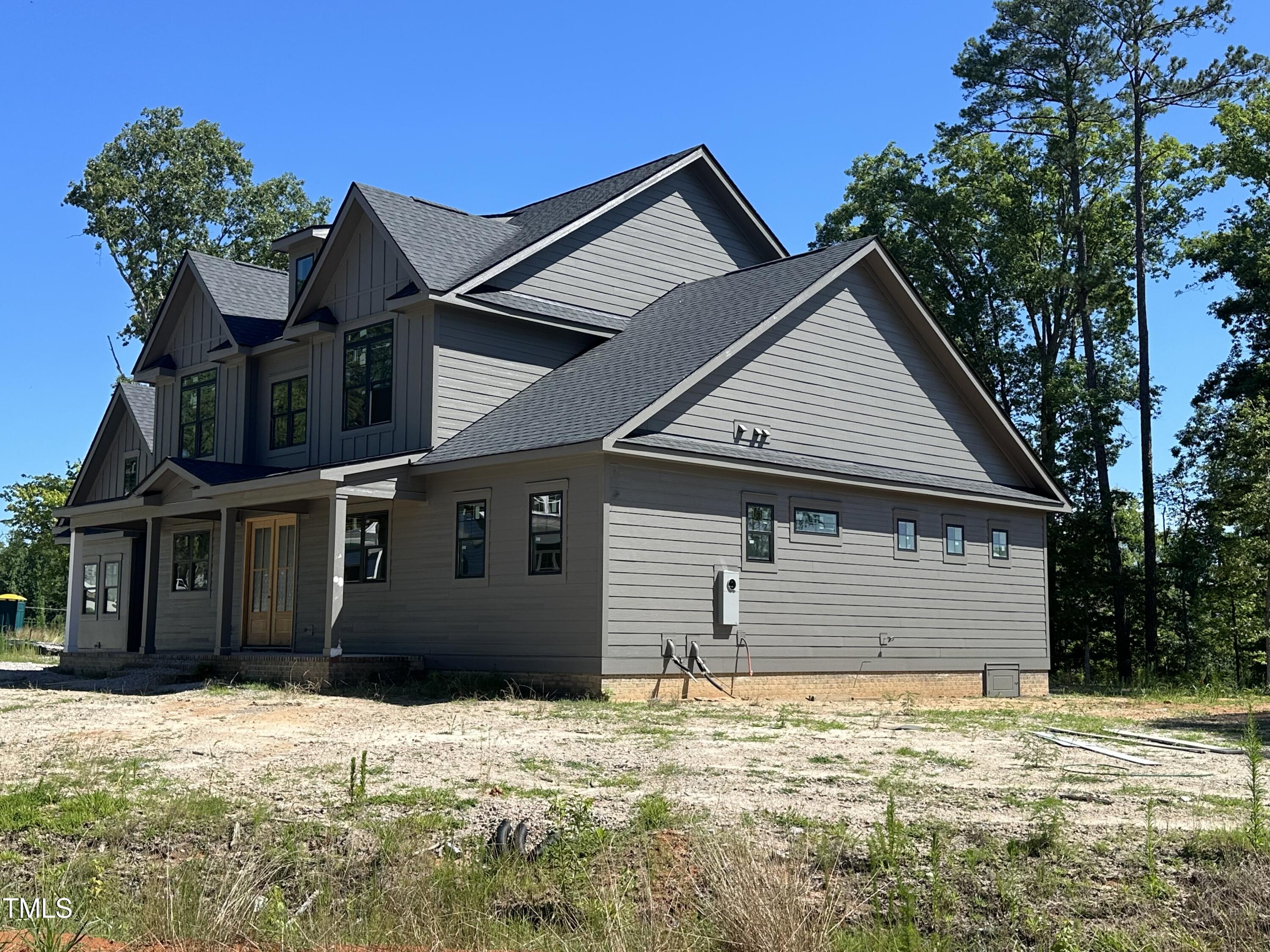 133 Slocum Court Property Photo 6