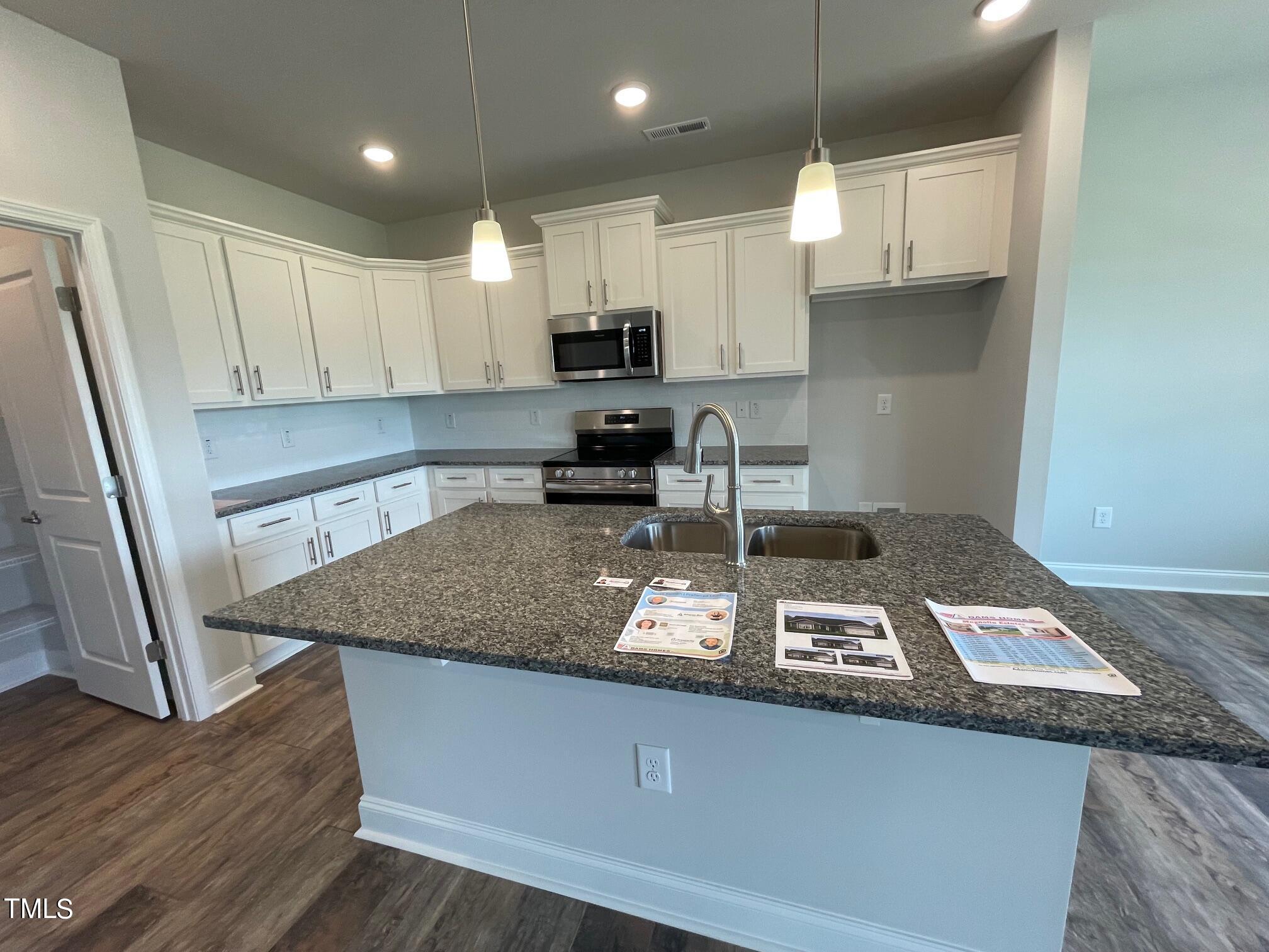 5085 Holly Hill Court Lot 33 Property Photo 4