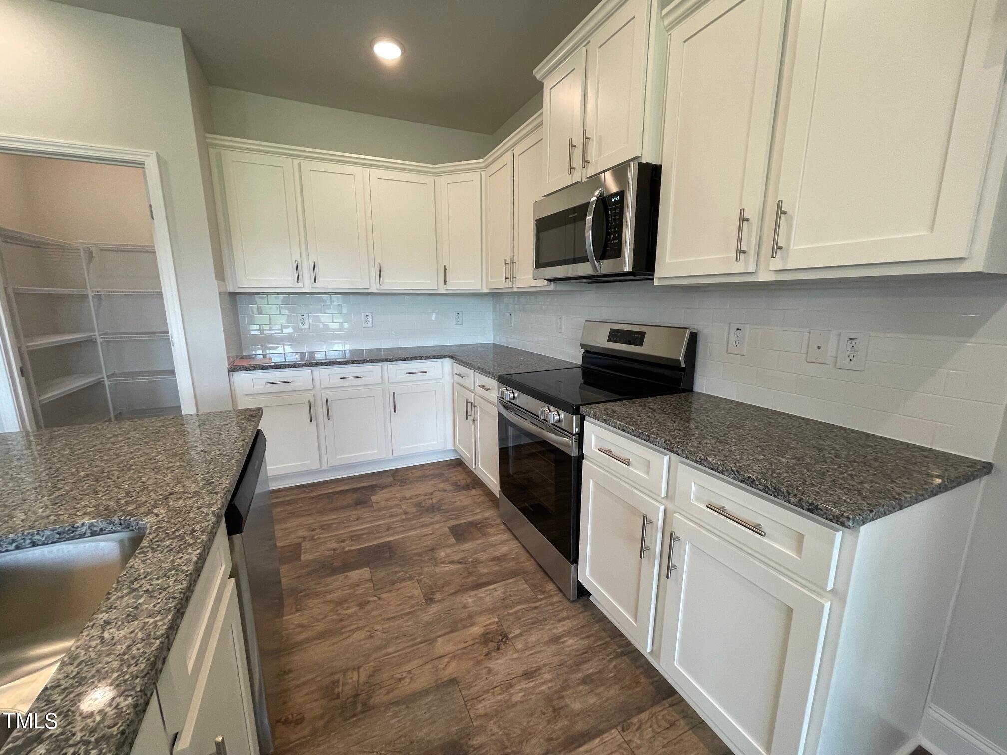 5085 Holly Hill Court Lot 33 Property Photo 7