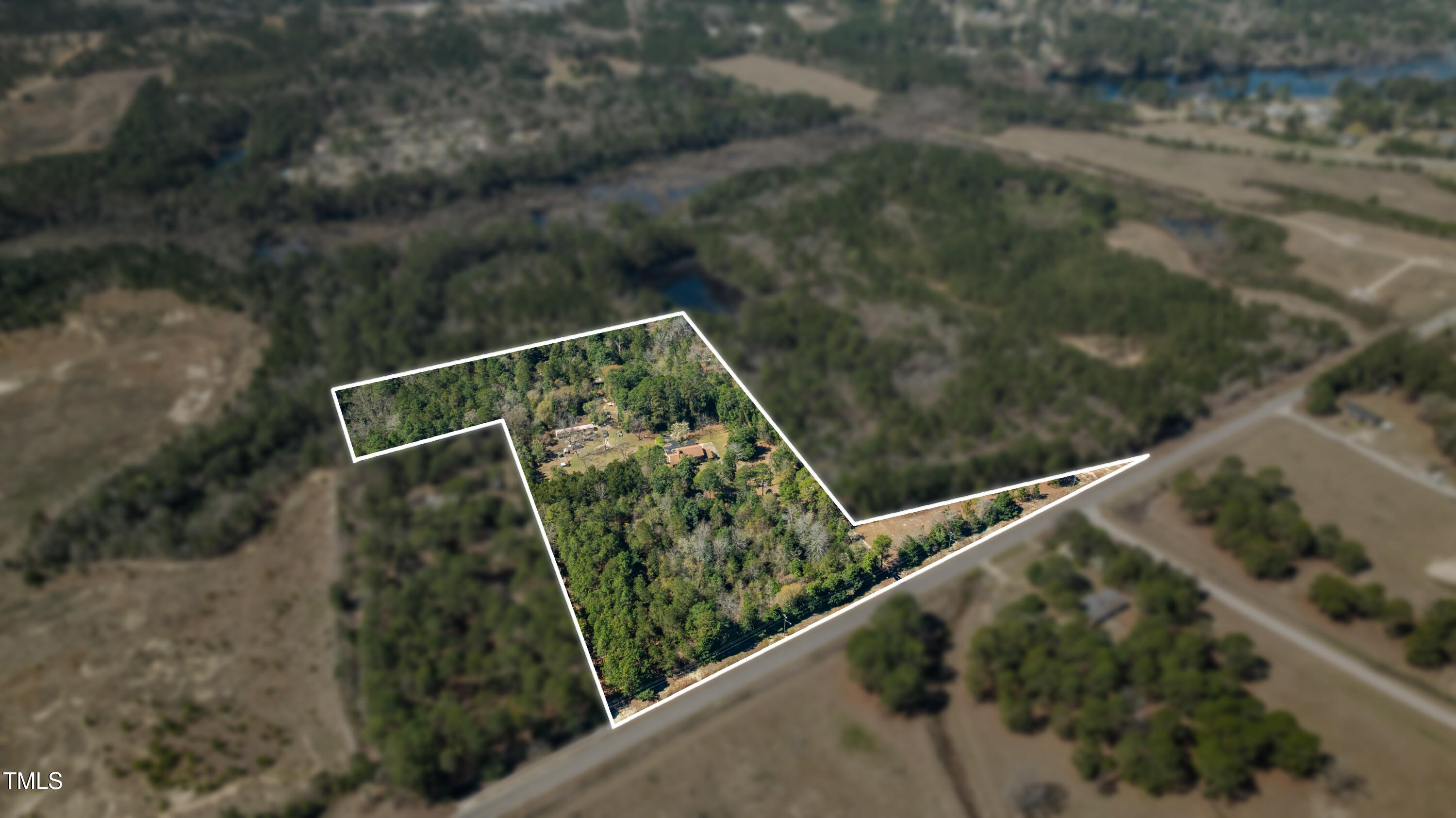 3608 Doc Bennett Road Property Photo 5