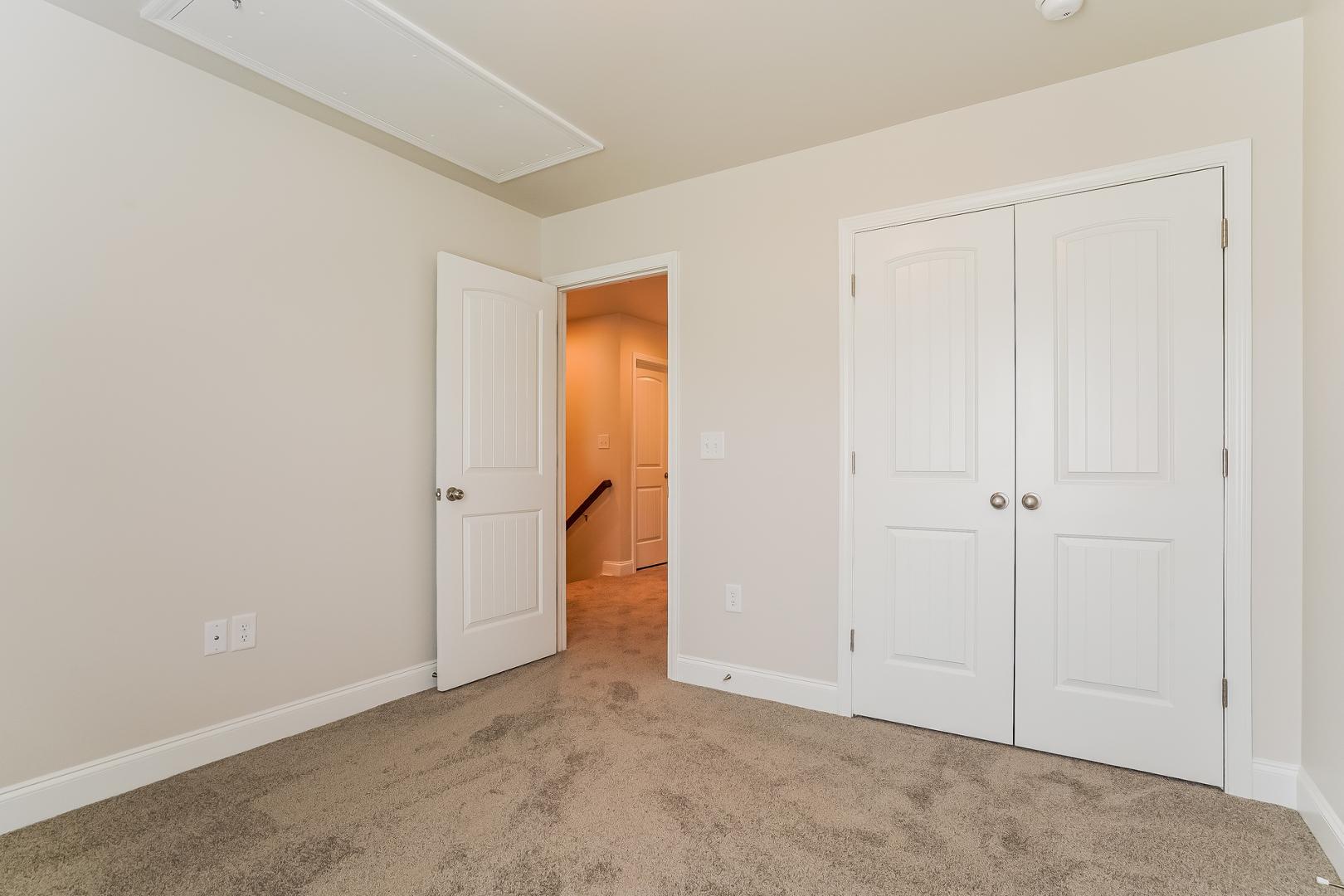 85 Shining Amber Way Property Photo 12