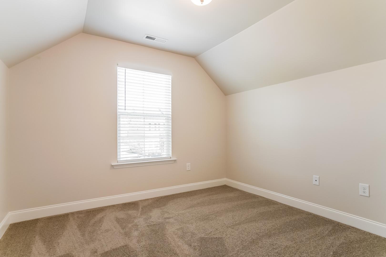 85 Shining Amber Way Property Photo 15