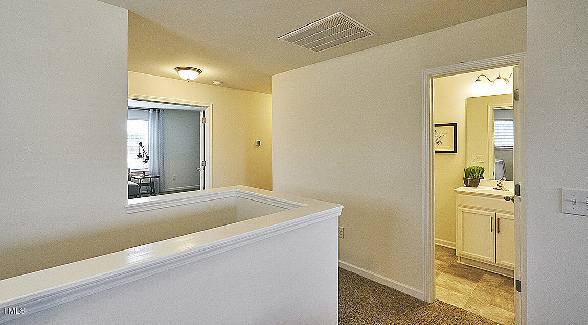 401 Shorthorn Drive Property Photo 24
