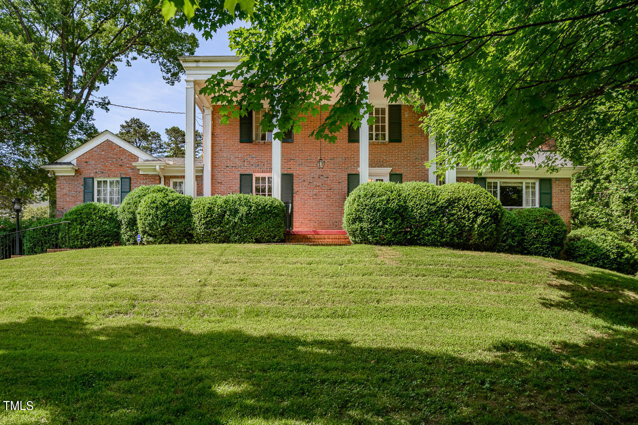 3011 Eton Road Property Photo 1